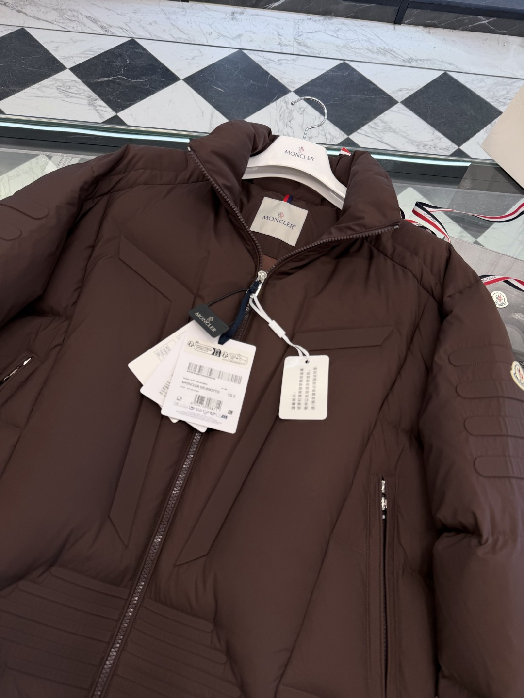 Moncler Down Jacket M-l