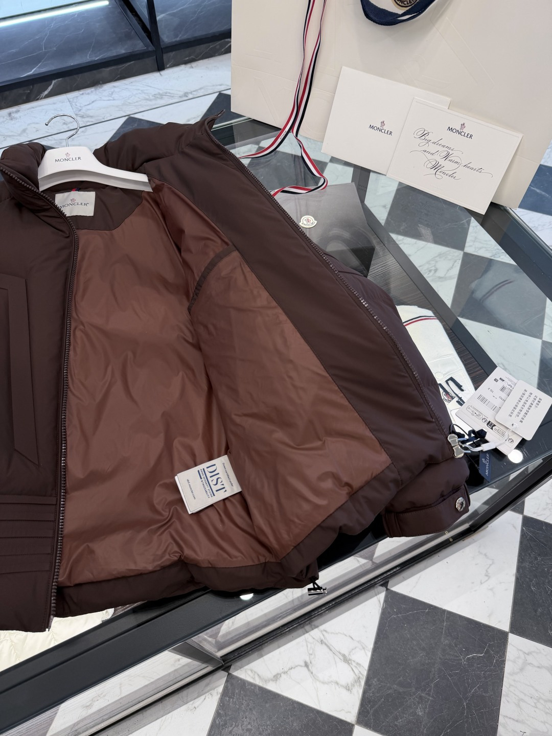 Moncler Down Jacket M-l