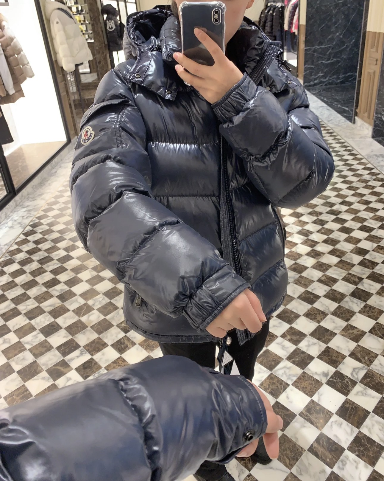 Moncler Down Jacket M
