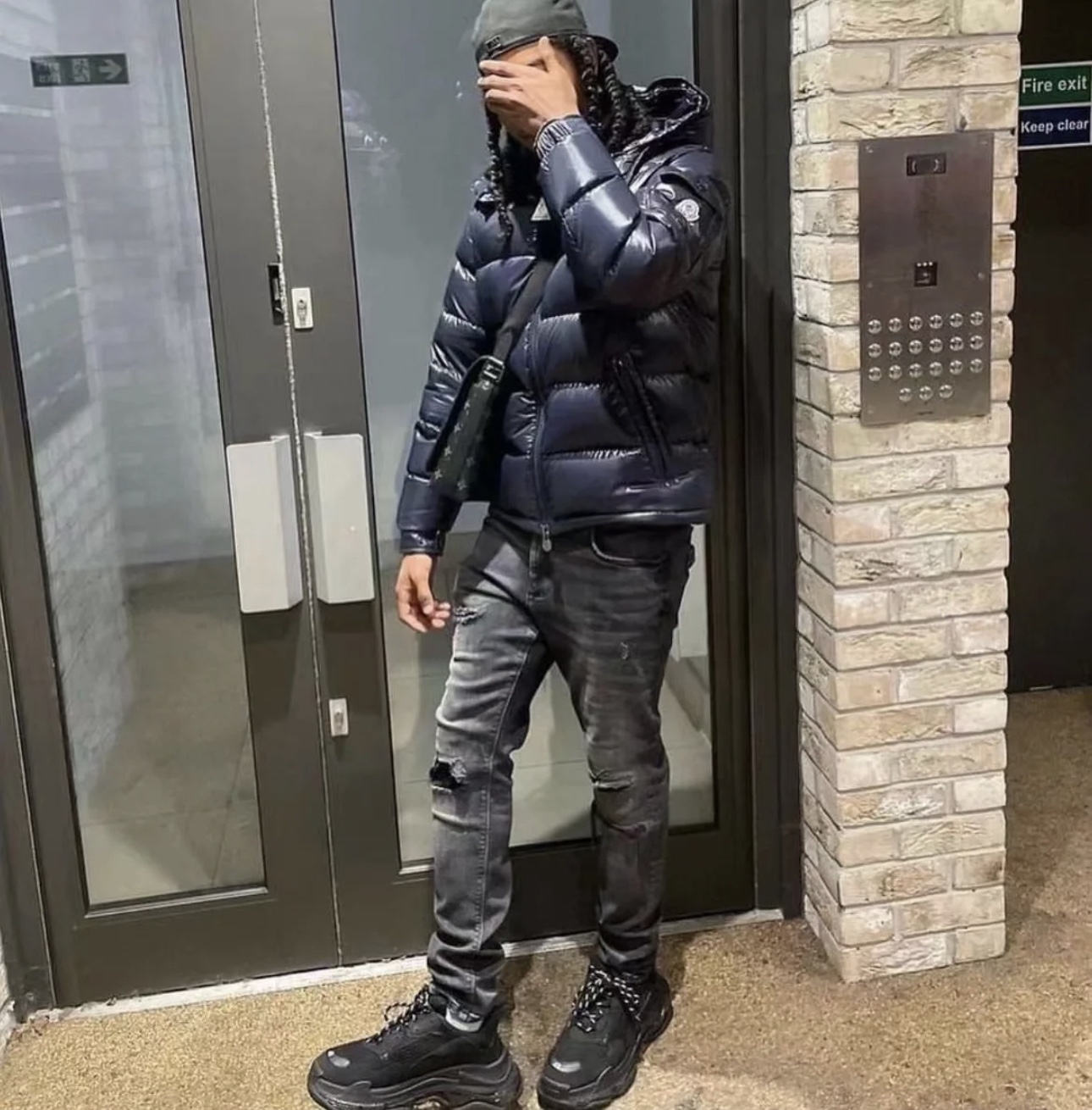 Moncler Down Jacket M