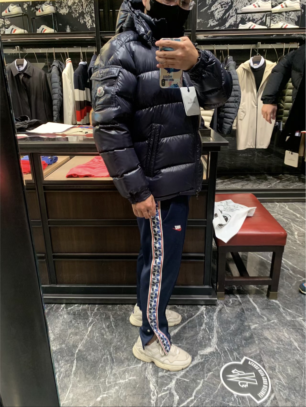 Moncler Down Jacket M