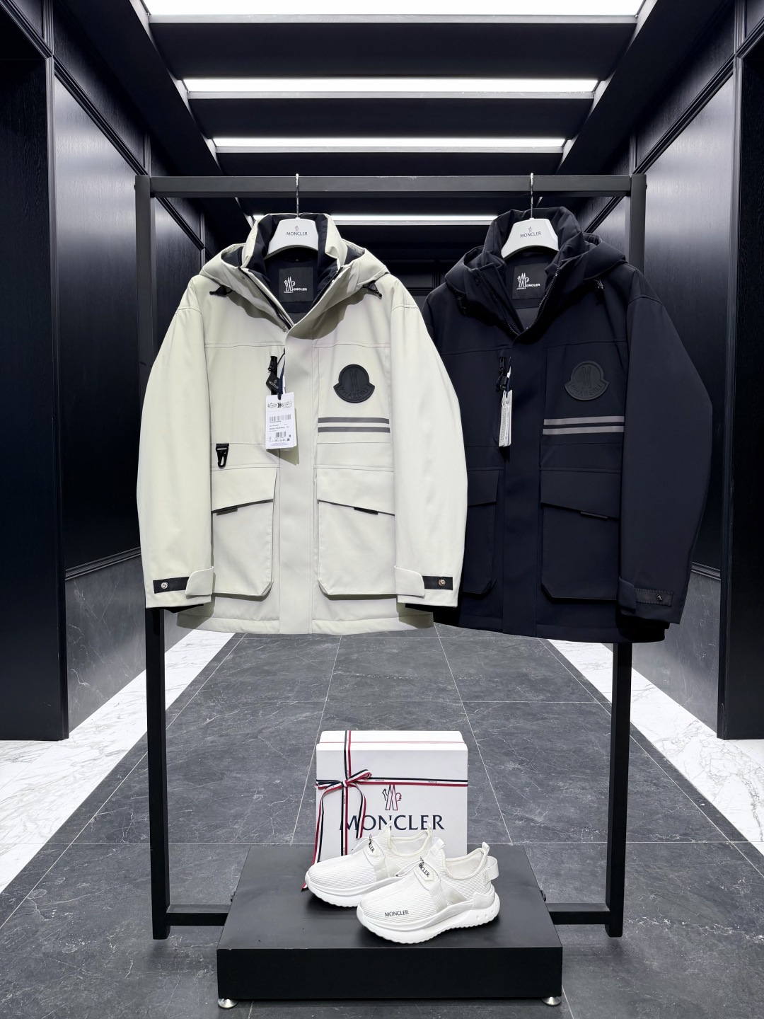 Moncler Female Down Jacket S-m-l