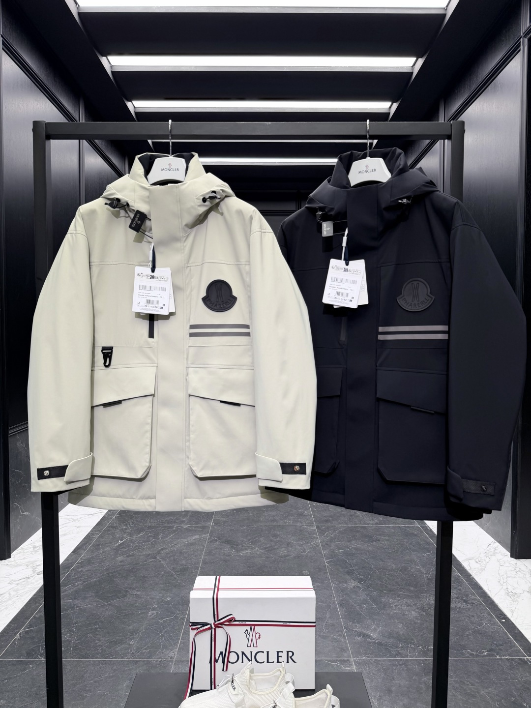 Moncler Female Down Jacket S-m-l