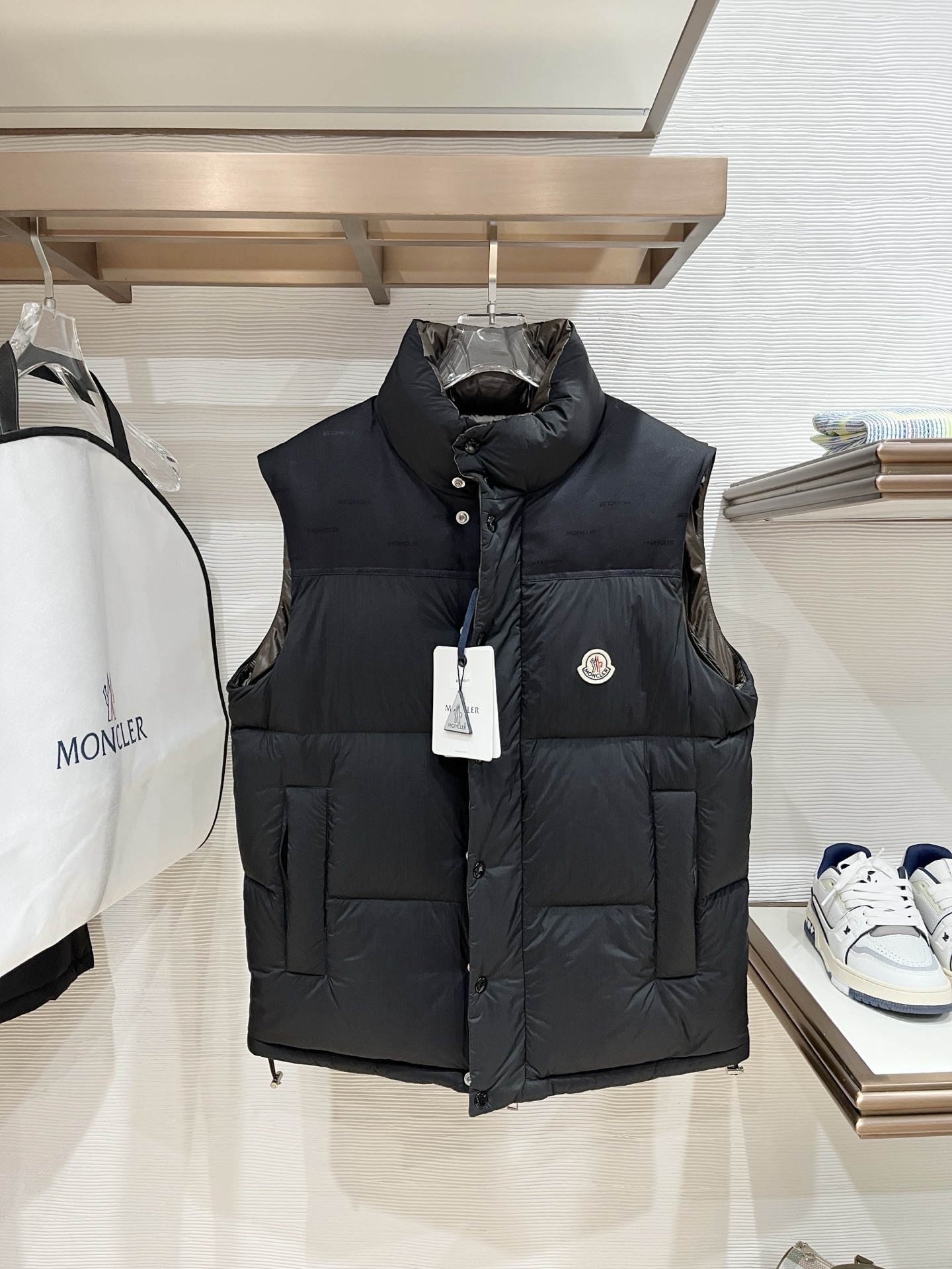 Moncler Male Down Jacket Slim Fit M-l