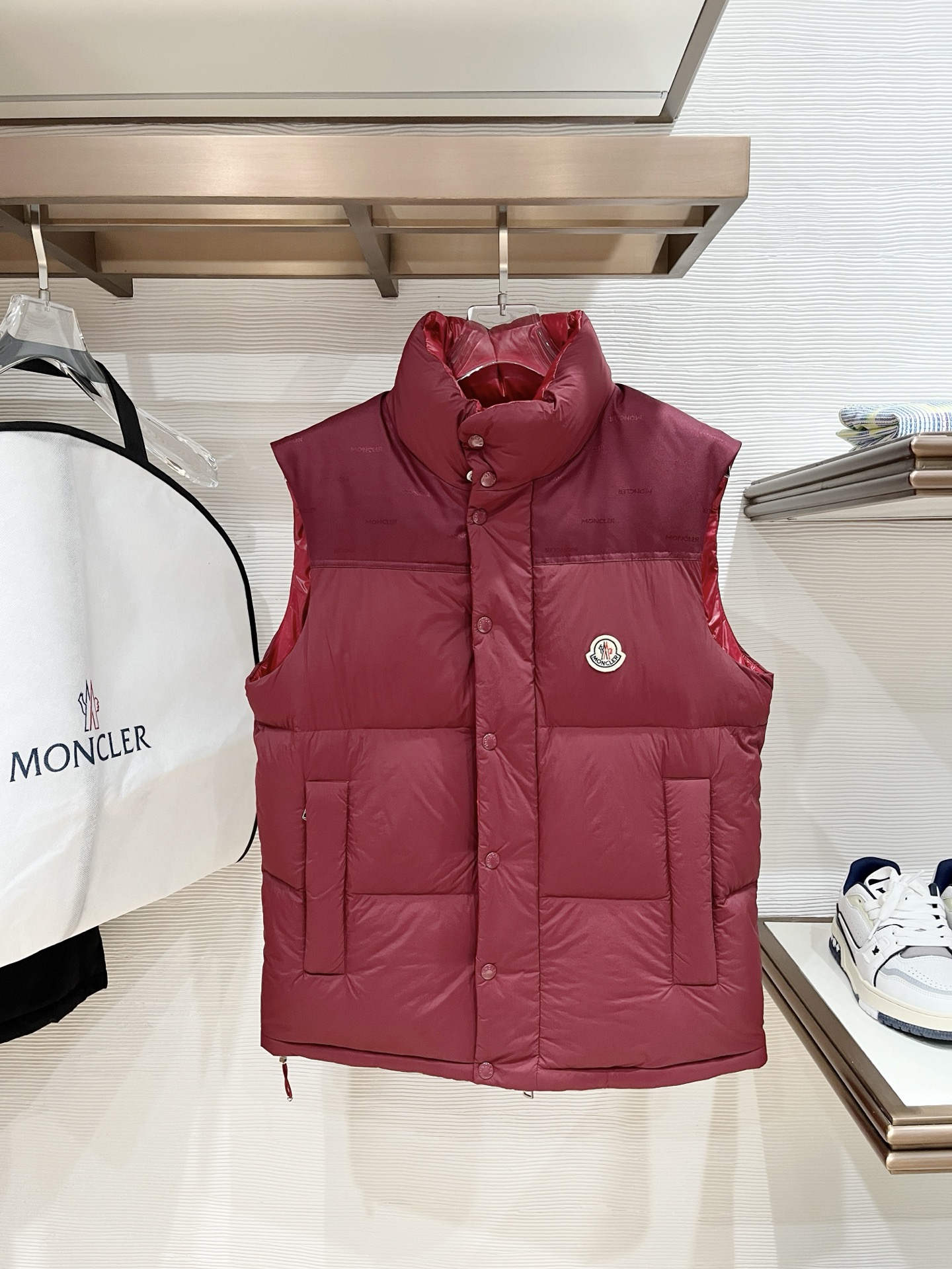 Moncler Male Down Jacket Slim Fit M-l