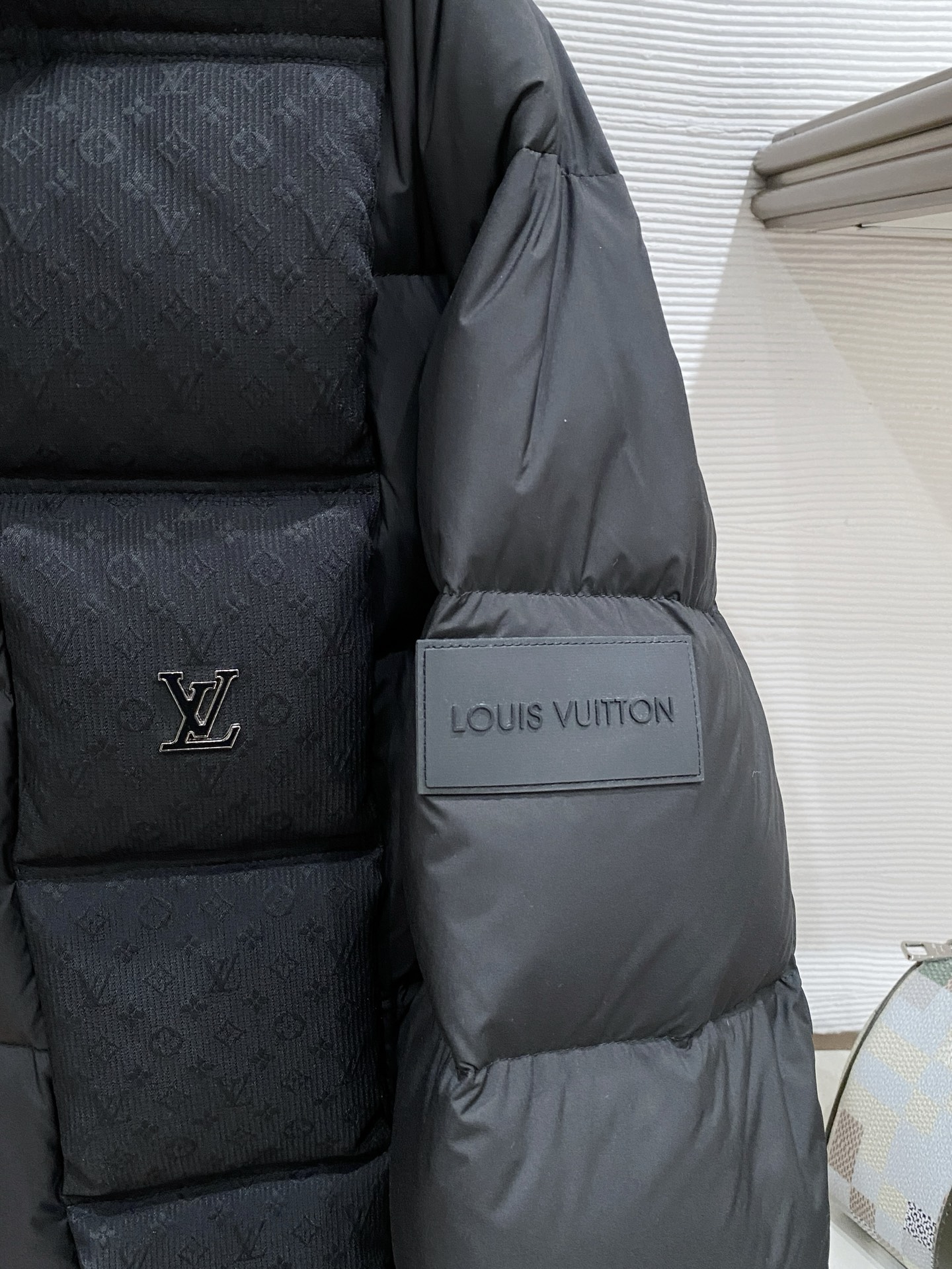 Louis Vuitton Couple Down Jacket L