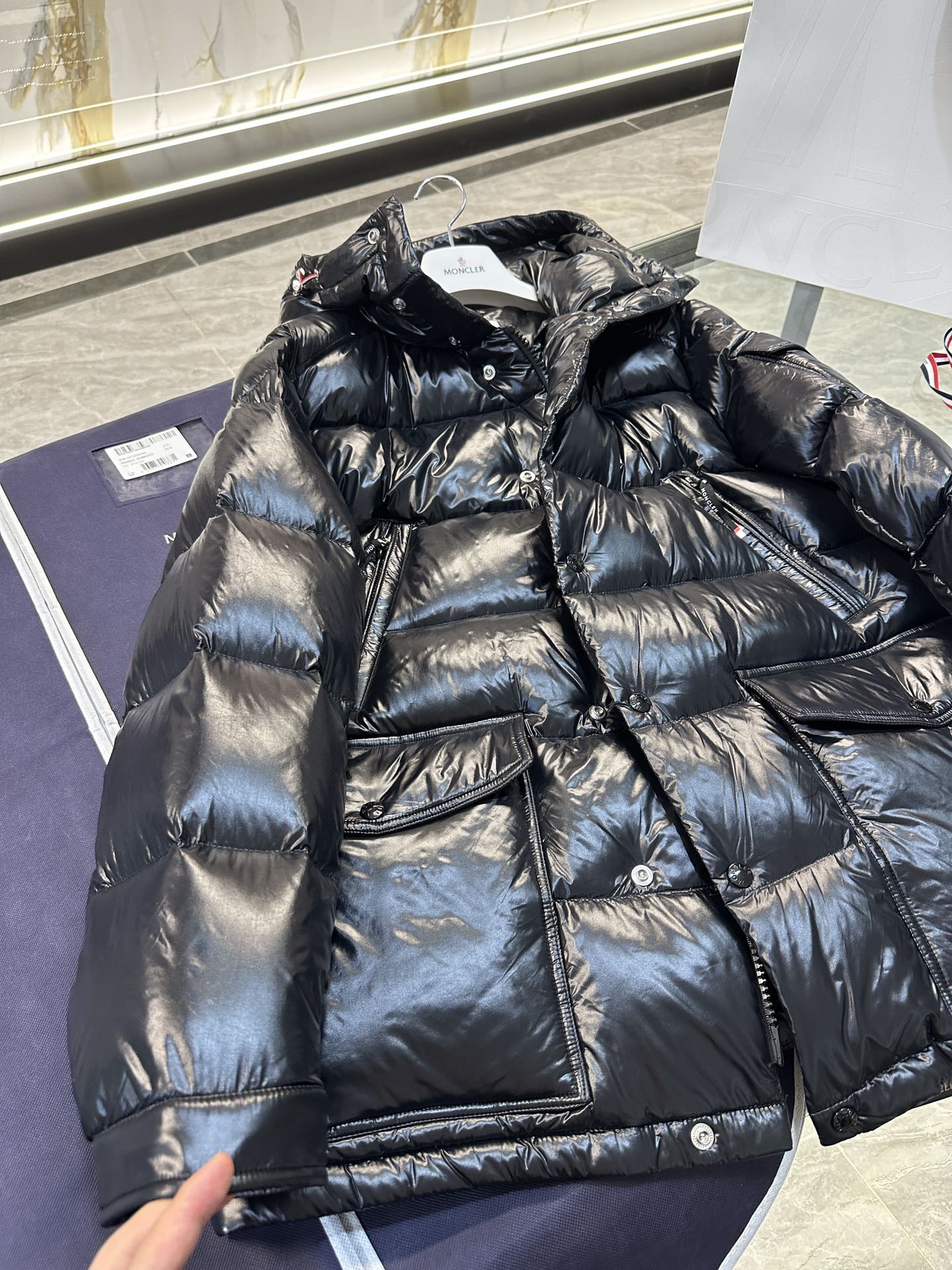Moncler Basic Clothing S-m-l