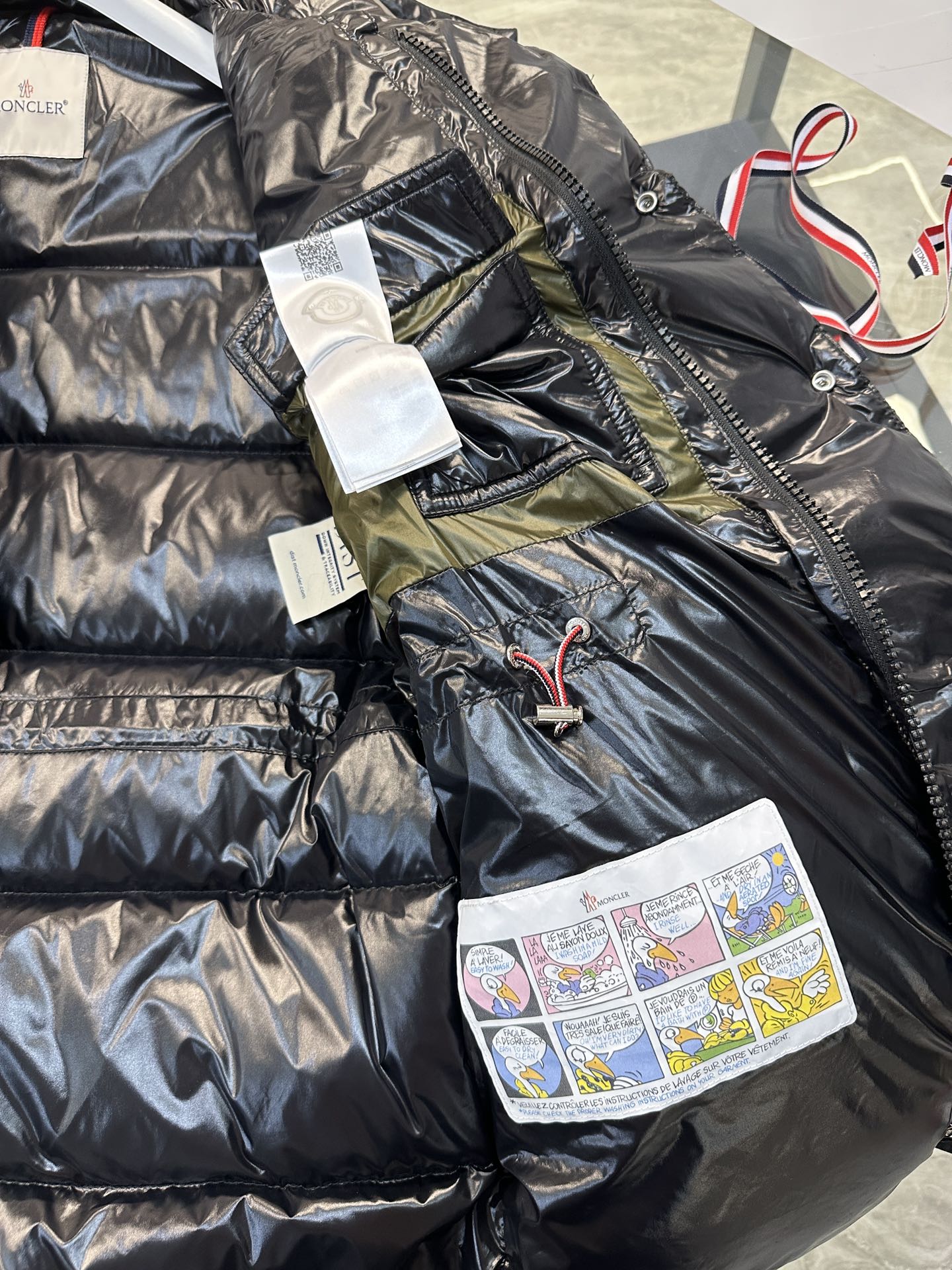 Moncler Basic Clothing S-m-l