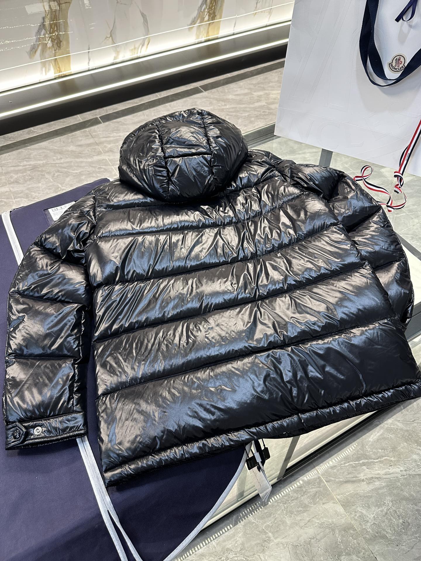 Moncler Basic Clothing S-m-l