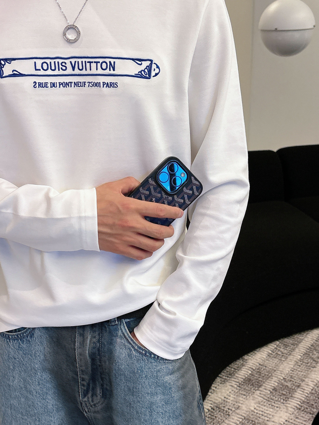 Louis Vuitton Basic Clothing M-l-xl