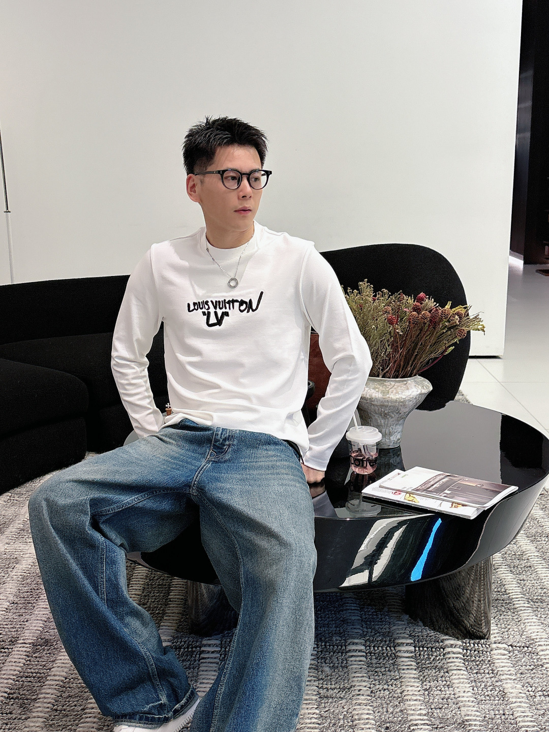 Louis Vuitton Basic Clothing M-l-xl