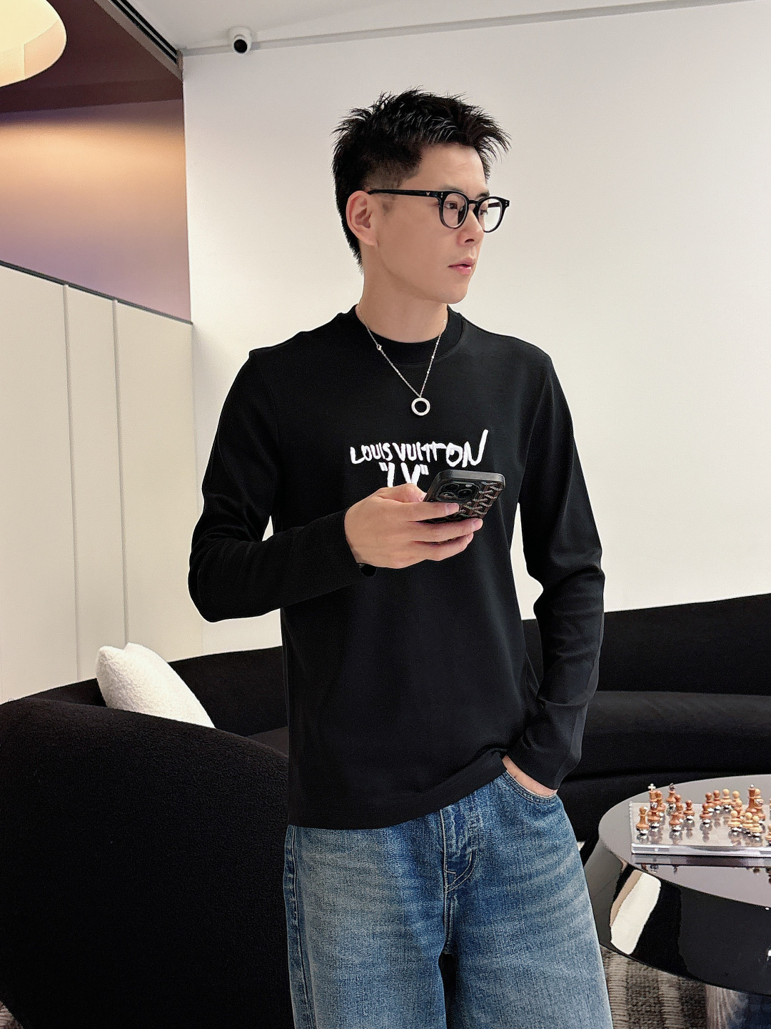 Louis Vuitton Basic Clothing M-l-xl