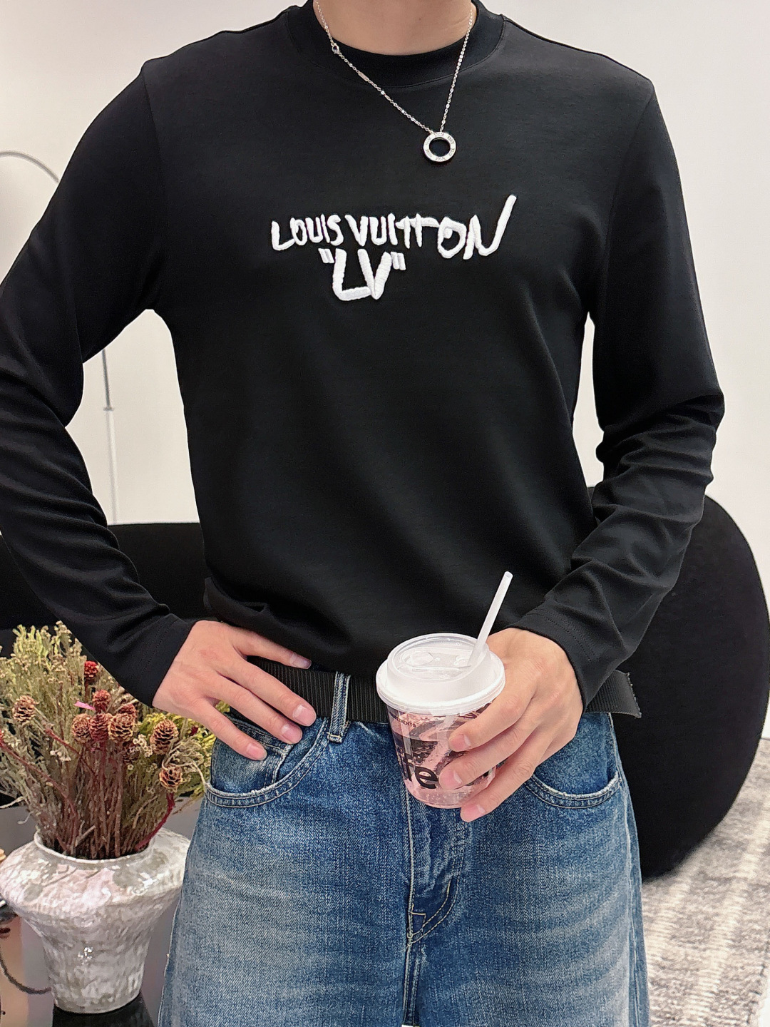 Louis Vuitton Basic Clothing M-l-xl