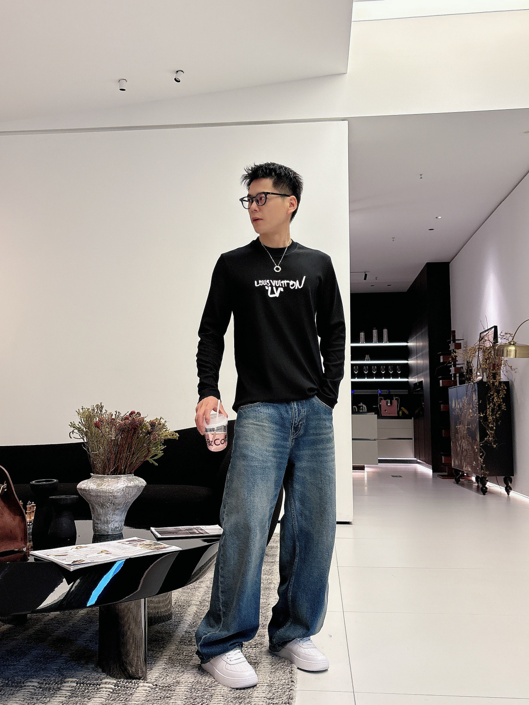 Louis Vuitton Basic Clothing M-l-xl