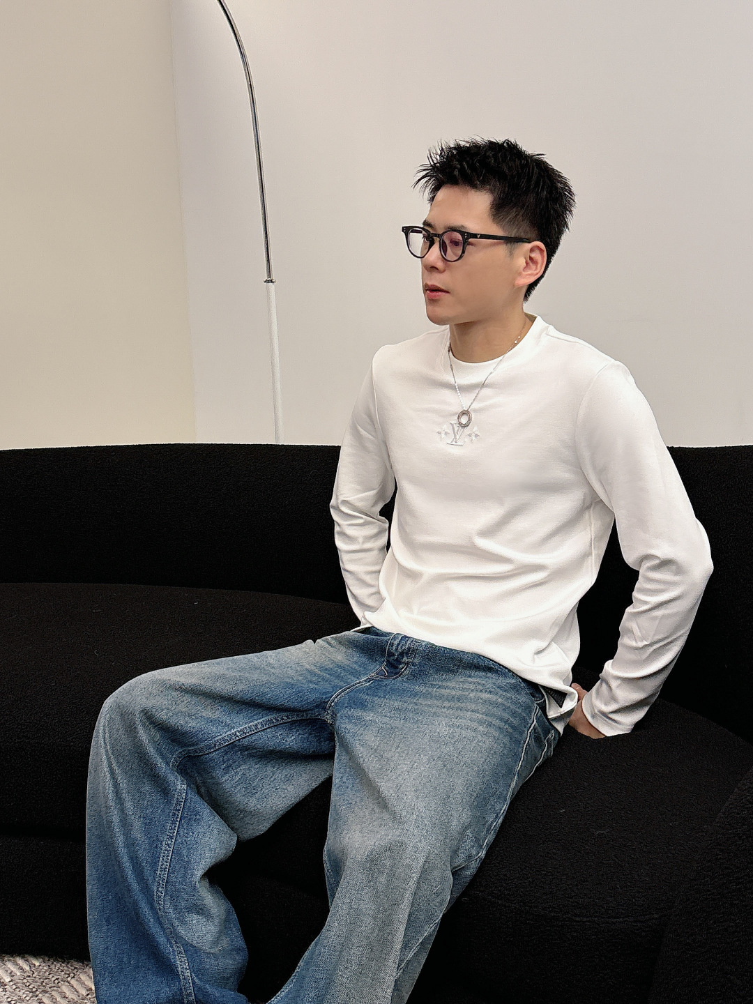 Louis Vuitton Basic Clothing M-l-xl