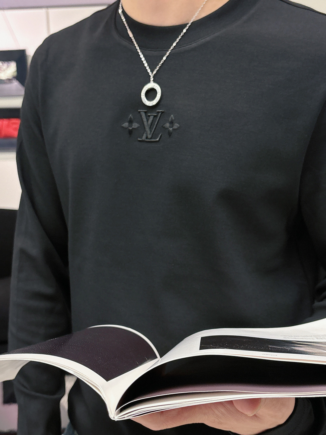 Louis Vuitton Basic Clothing M-l-xl