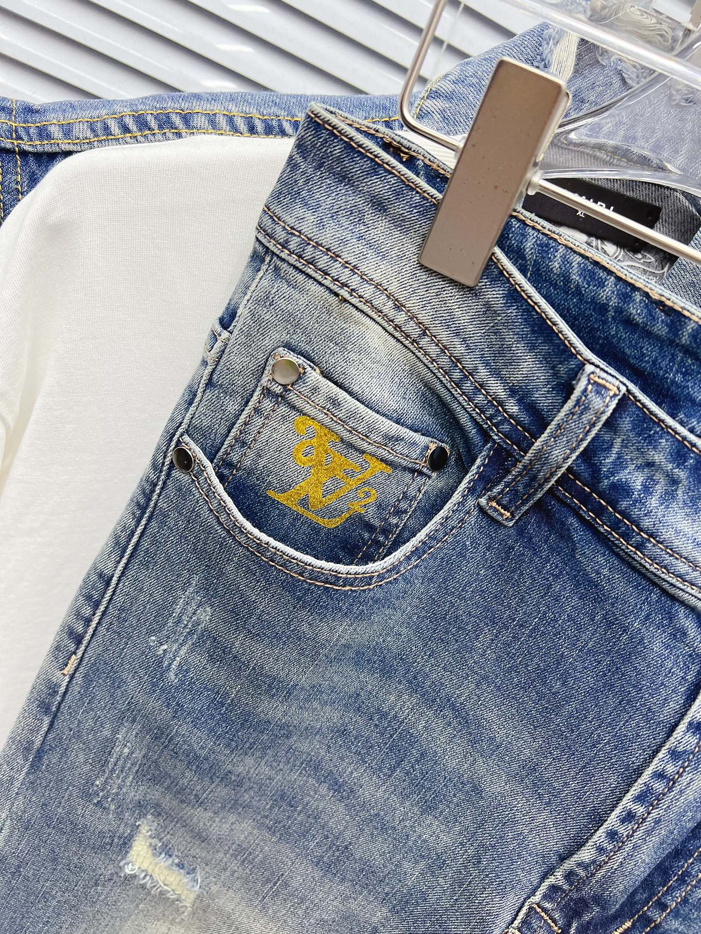 Louis Vuitton Jeans L