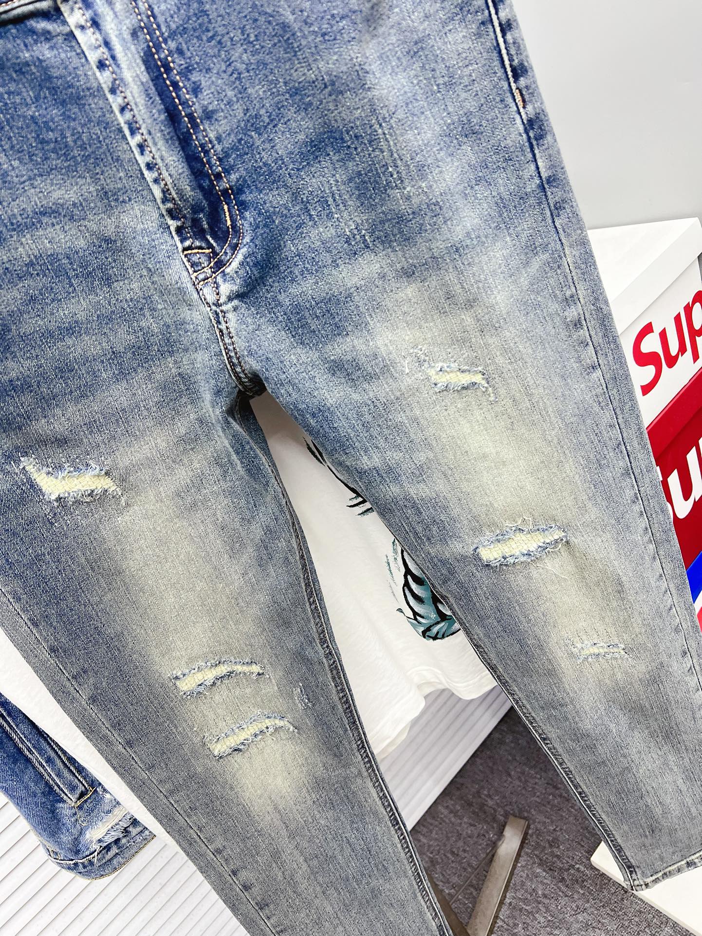 Louis Vuitton Jeans L