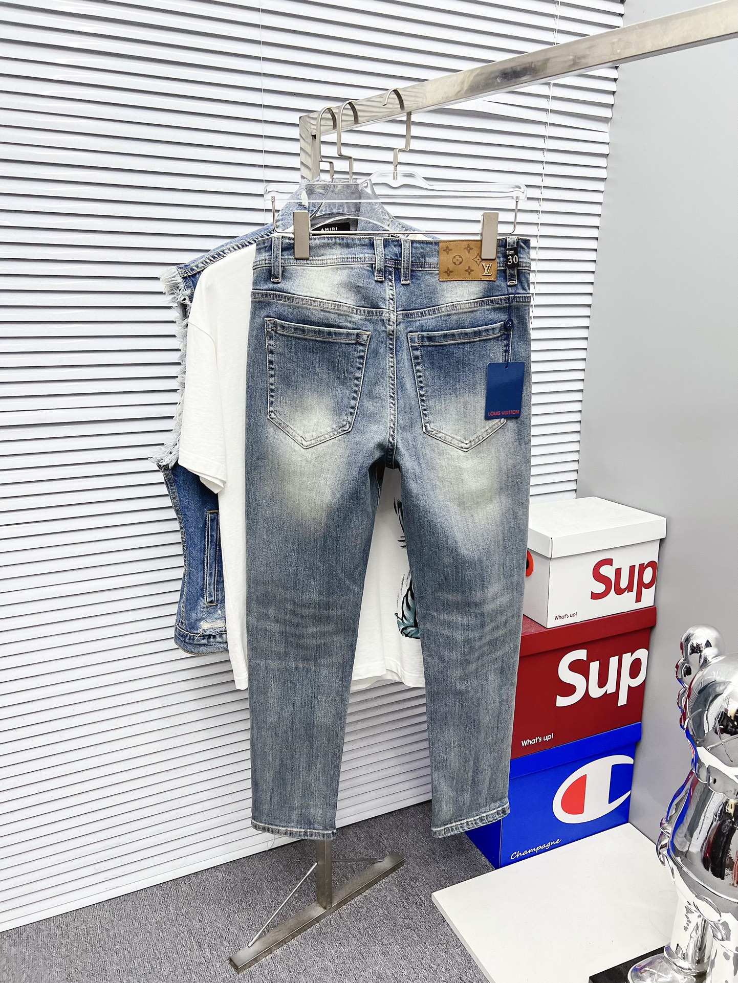 Louis Vuitton Jeans L