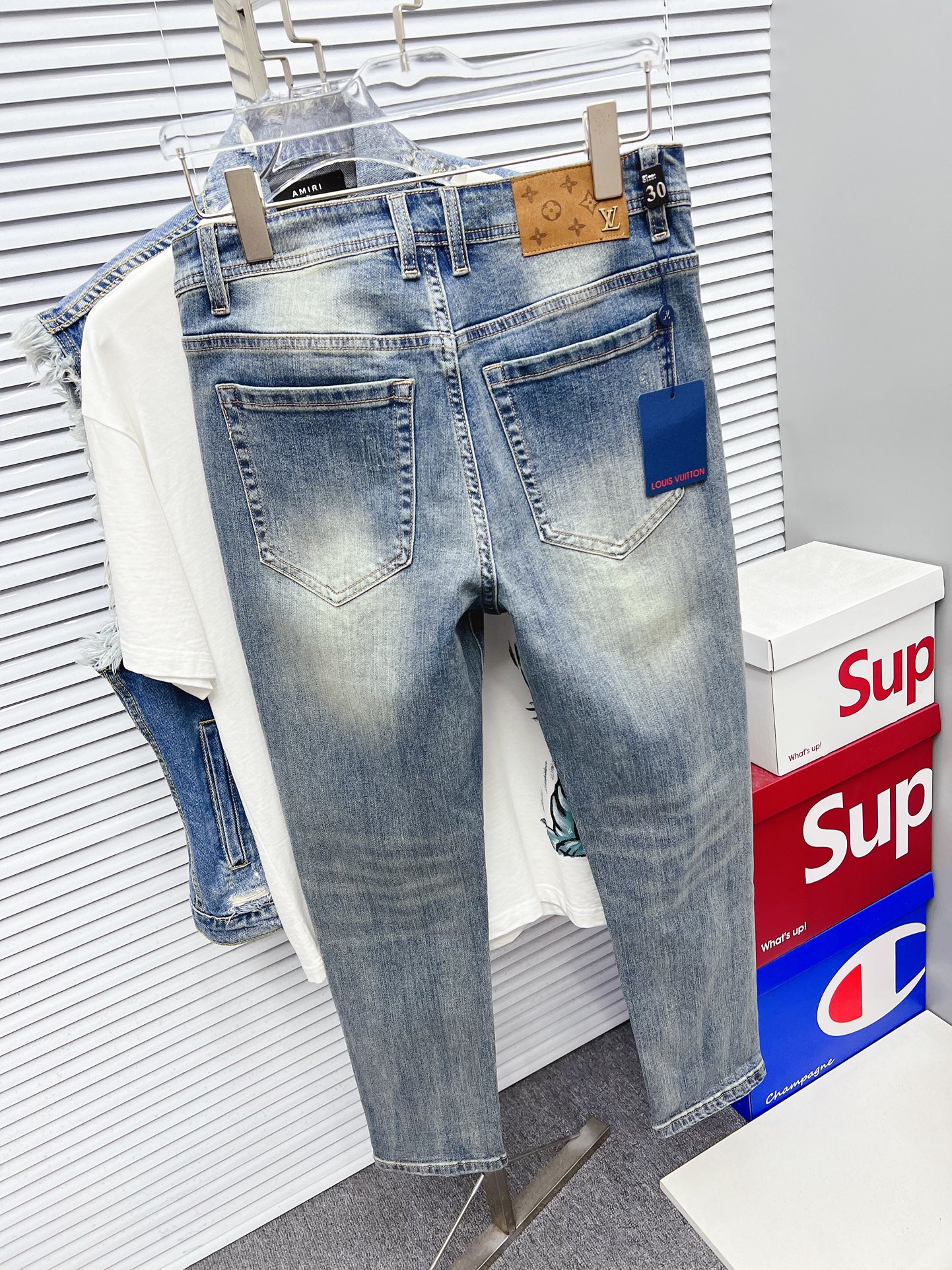 Louis Vuitton Jeans L