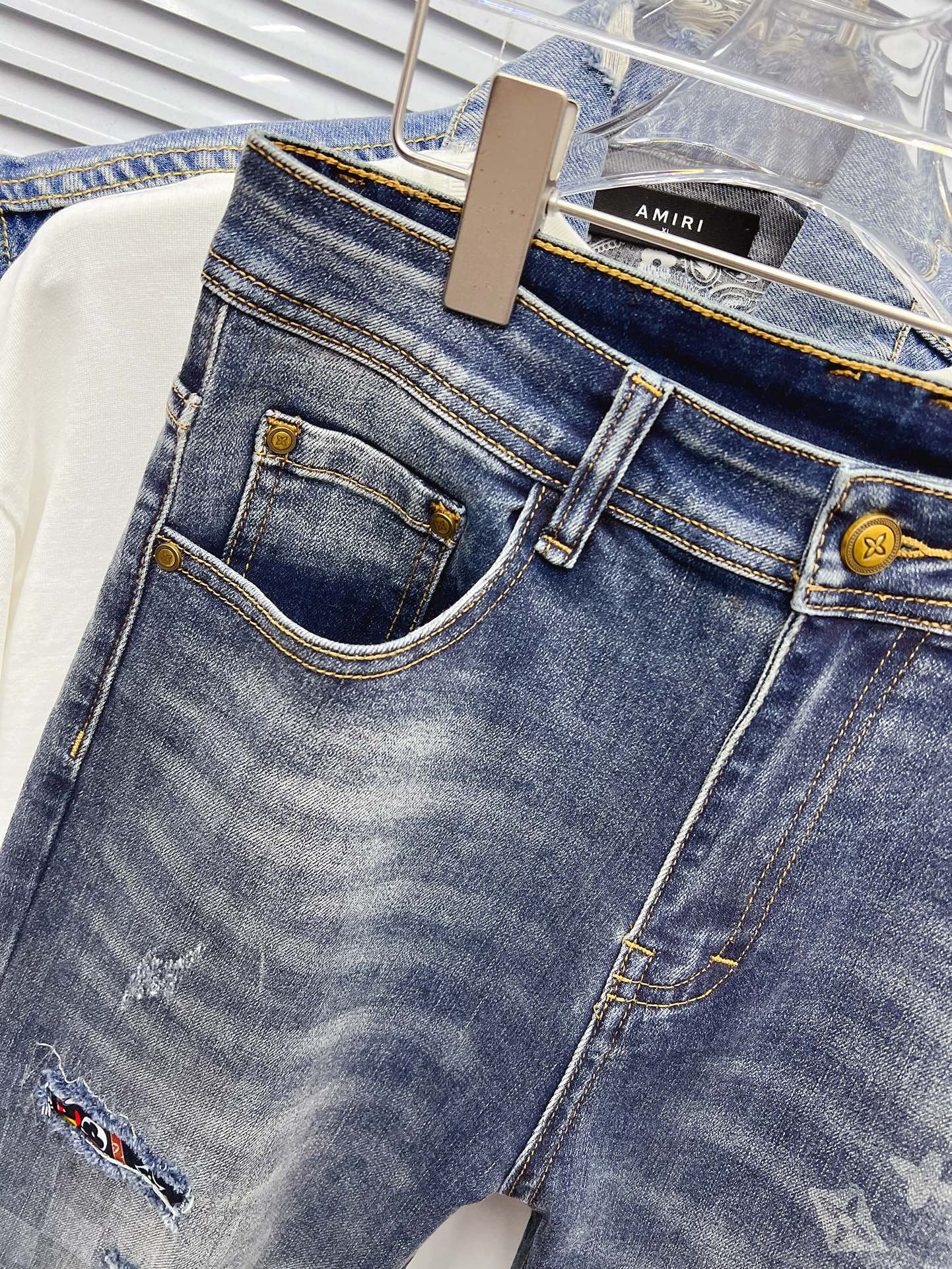 Louis Vuitton Jeans L