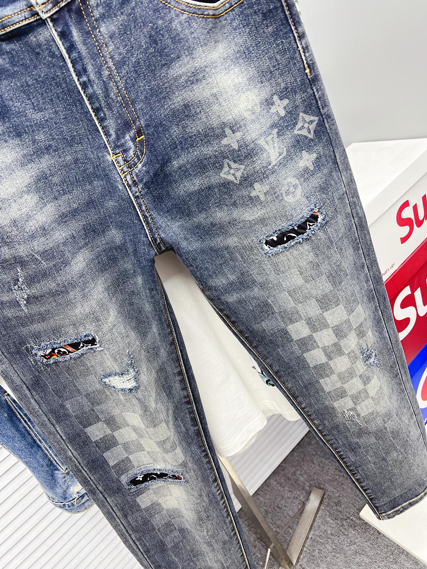 Louis Vuitton Jeans L