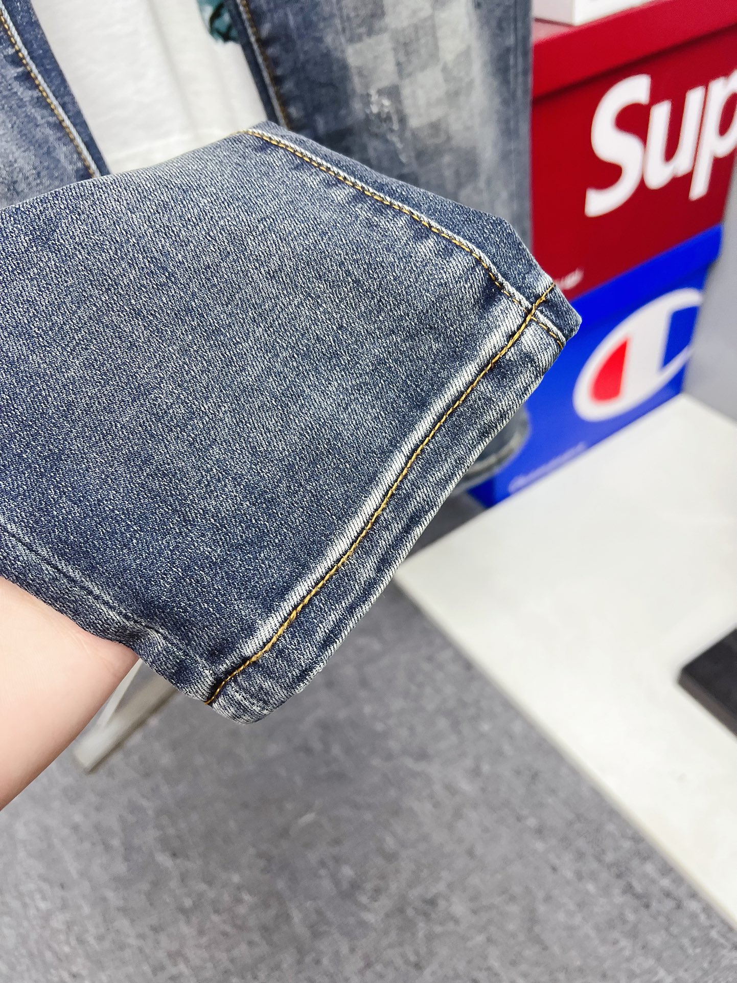 Louis Vuitton Jeans L