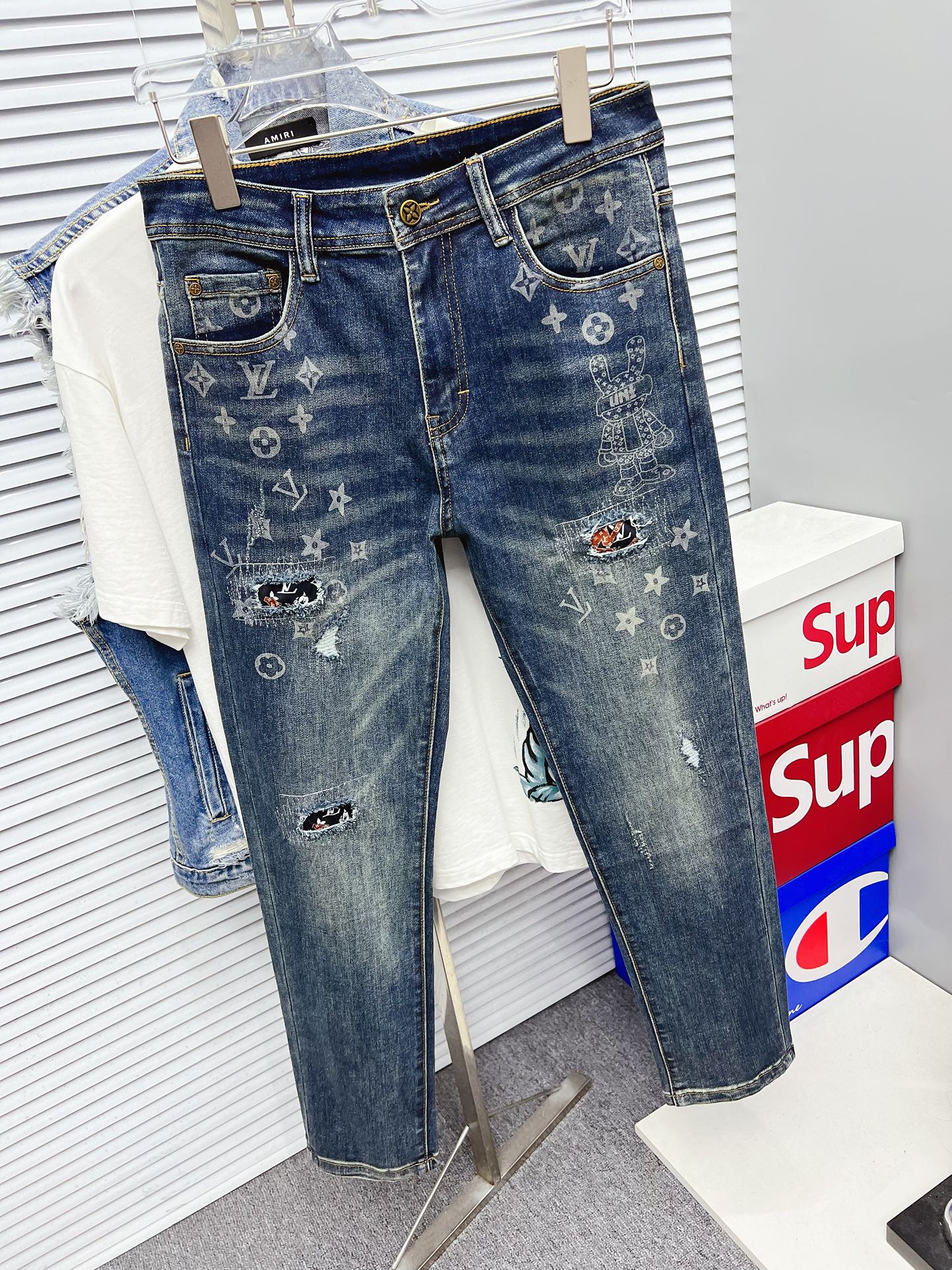 Louis Vuitton Jeans L