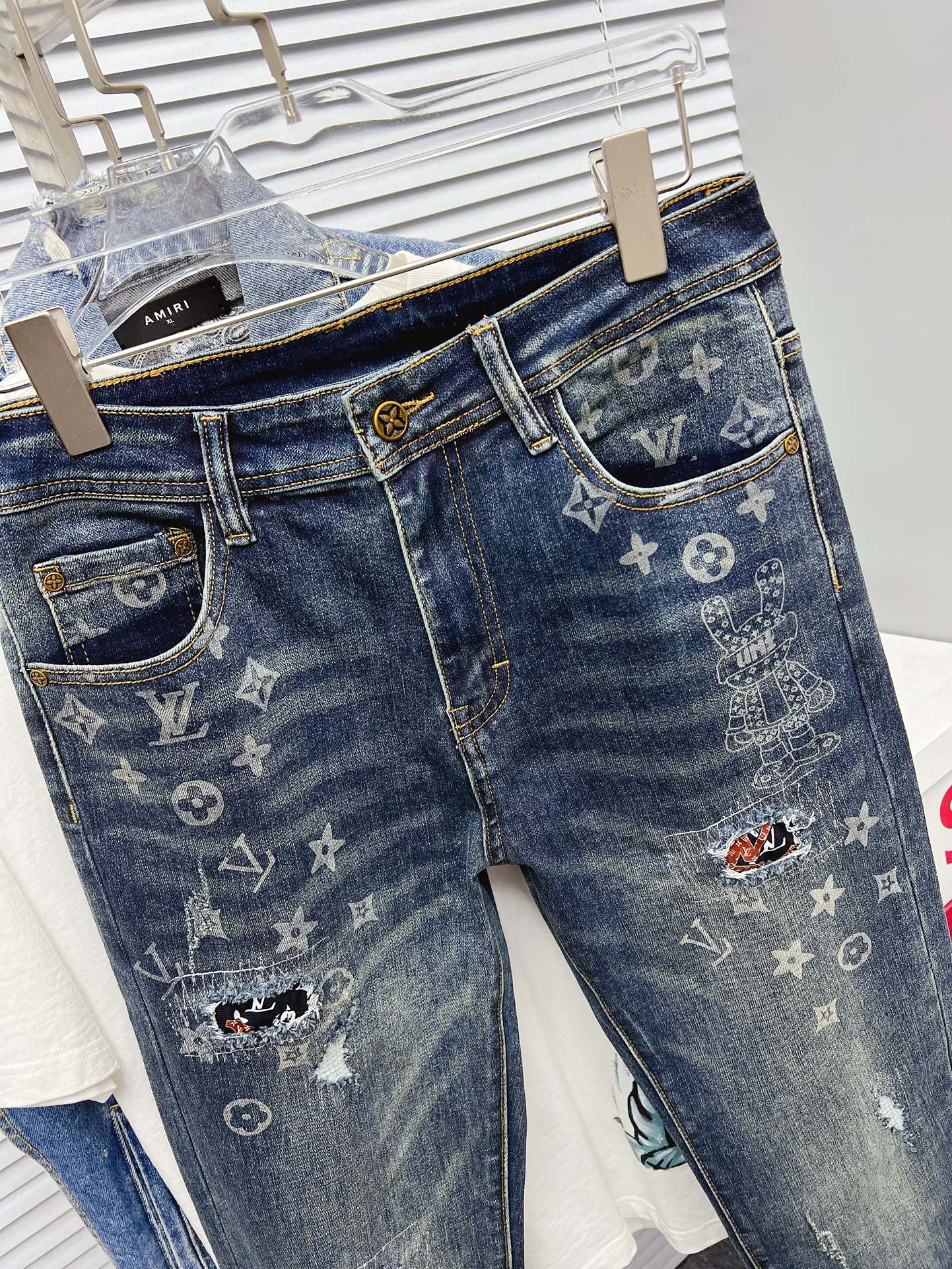 Louis Vuitton Jeans L