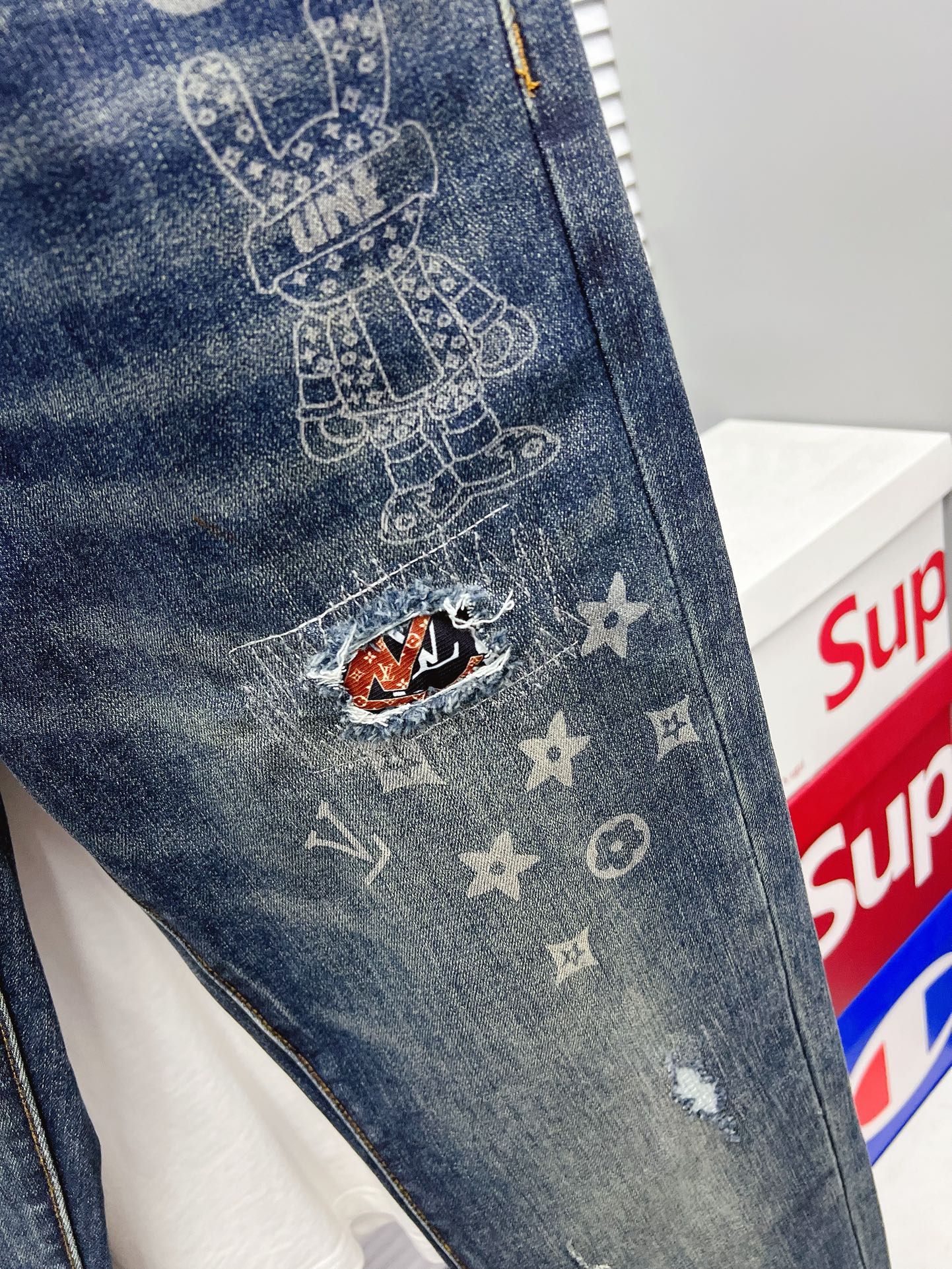 Louis Vuitton Jeans L