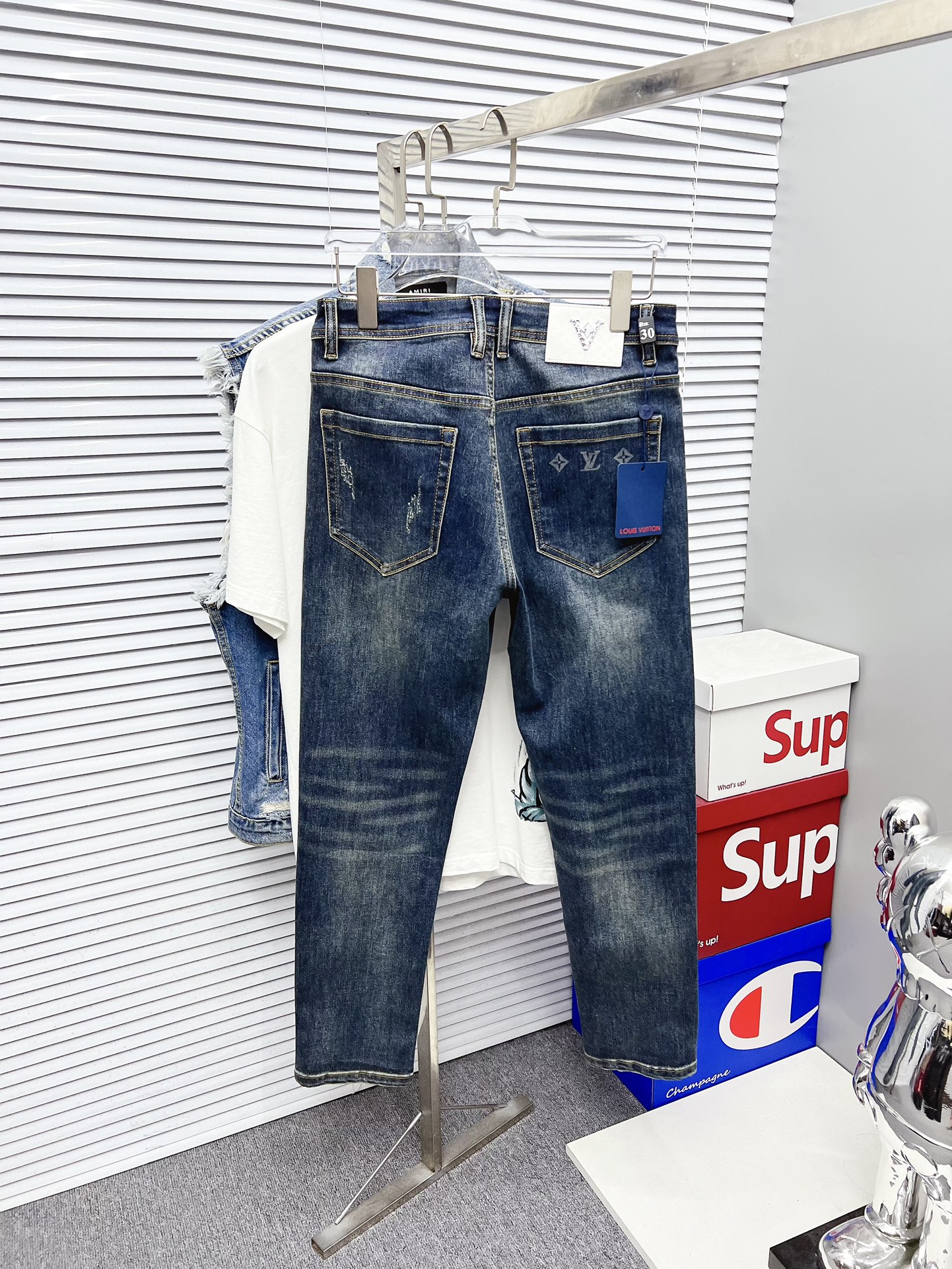Louis Vuitton Jeans L