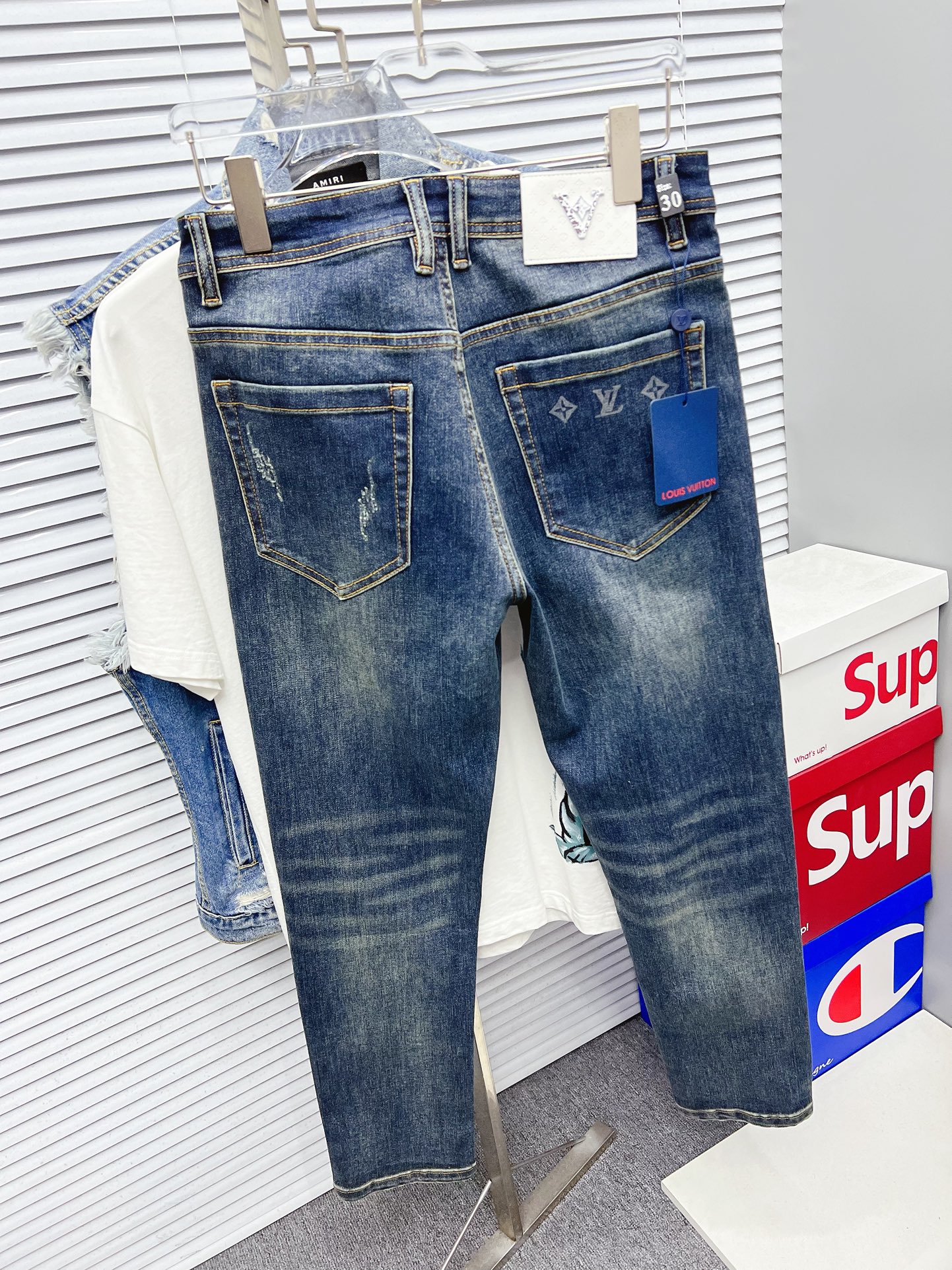 Louis Vuitton Jeans L