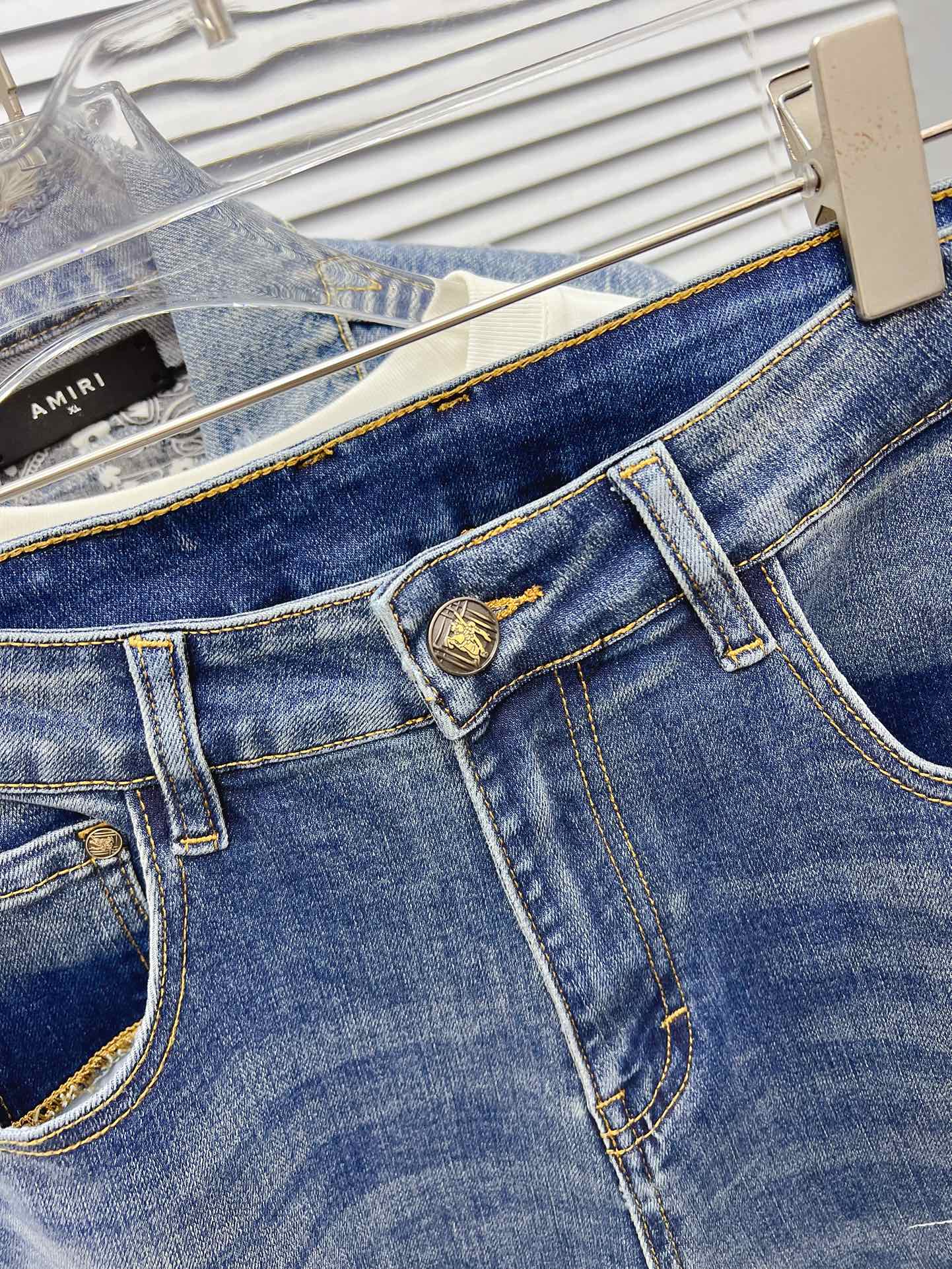 Burberry Jeans