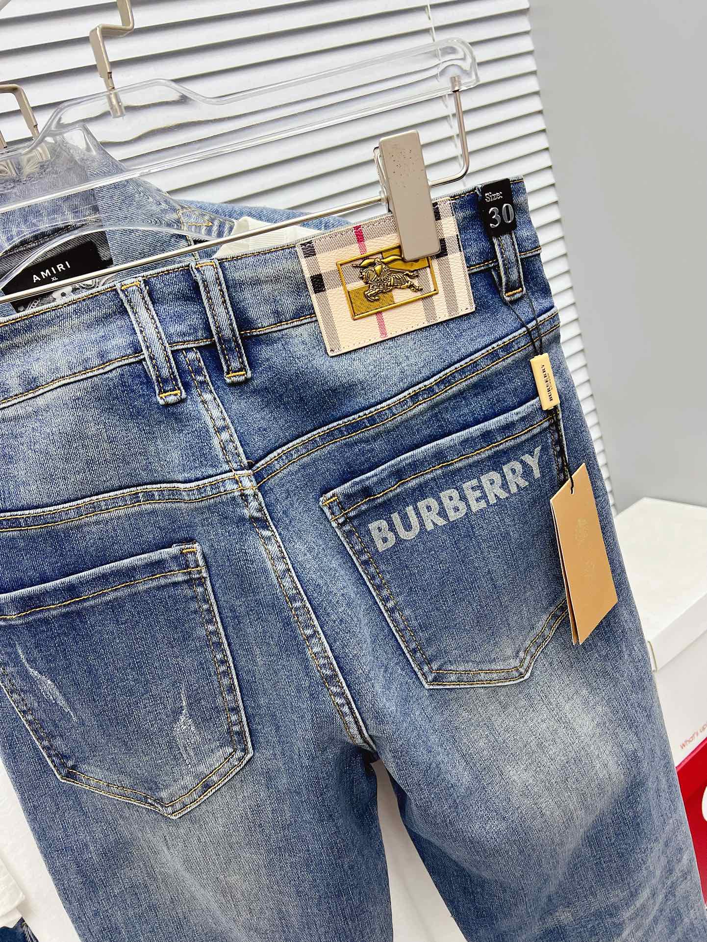 Burberry Jeans