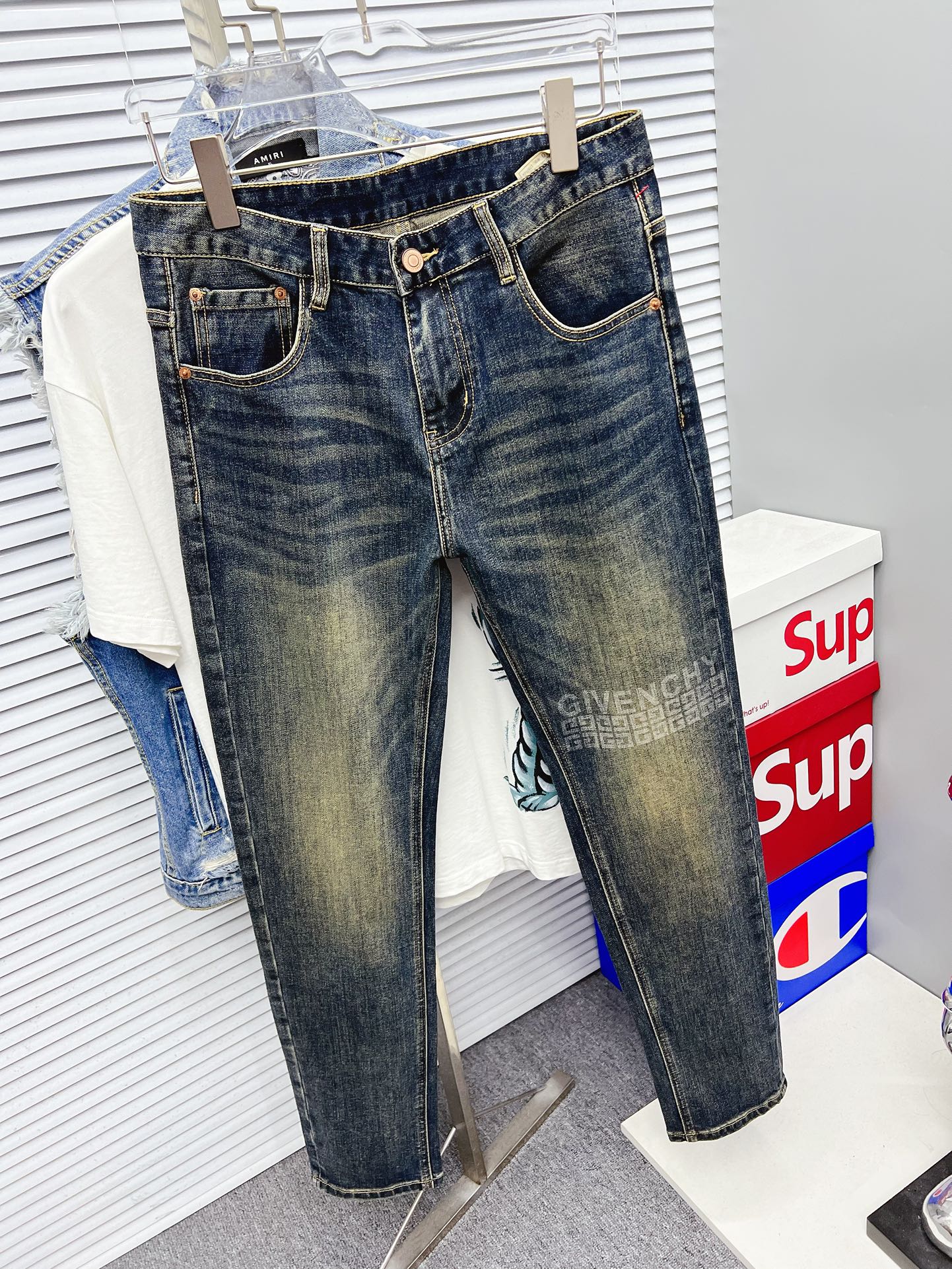 Givenchy Jeans
