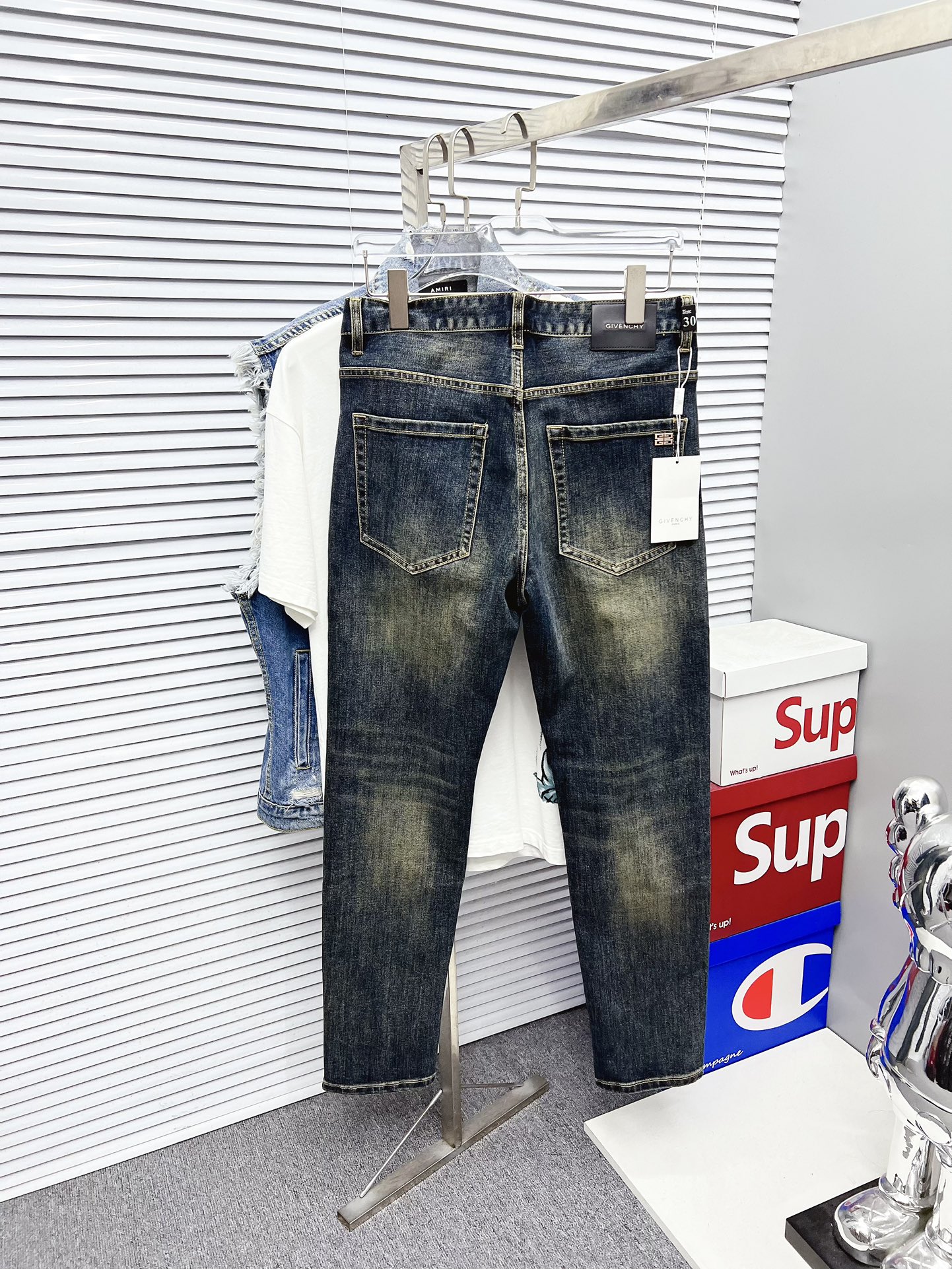 Givenchy Jeans