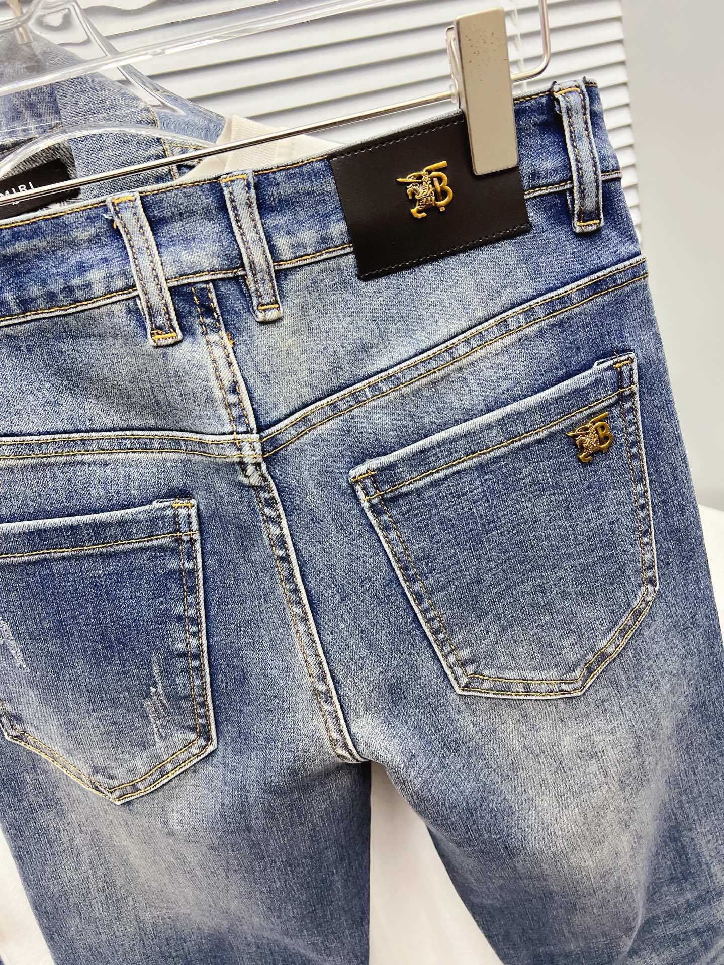 Burberry Jeans