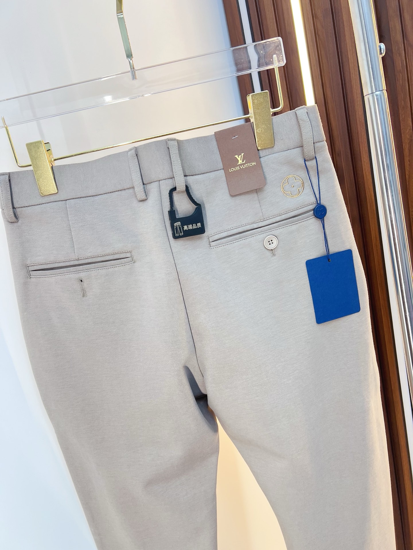 Louis Vuitton Basic Clothing L