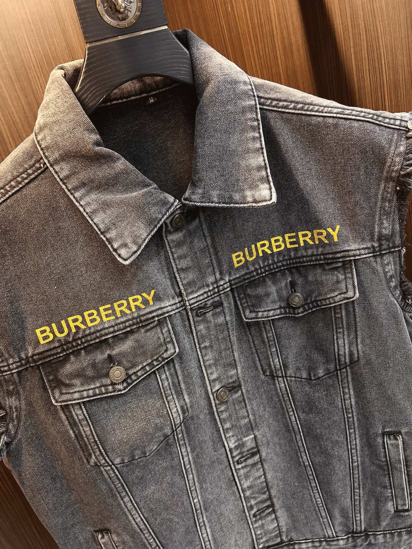 Burberry Male Vest S-m-xxxl