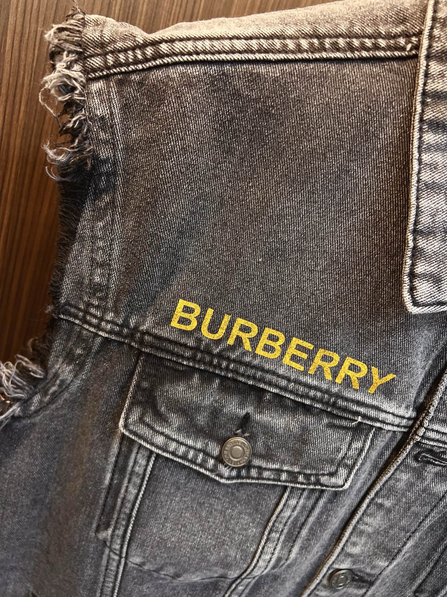 Burberry Male Vest S-m-xxxl