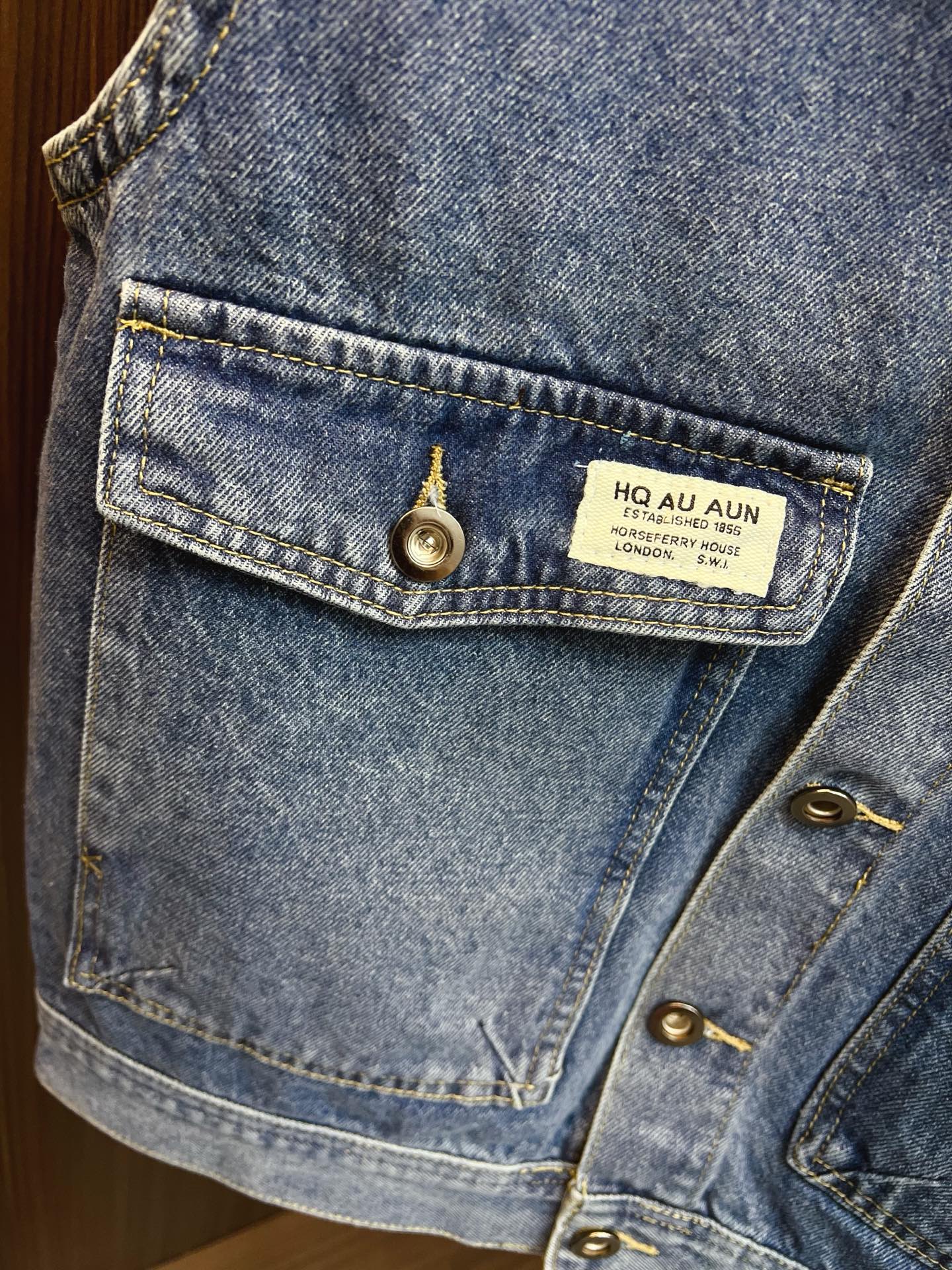 Burberry Male Vest S-m-xxxl