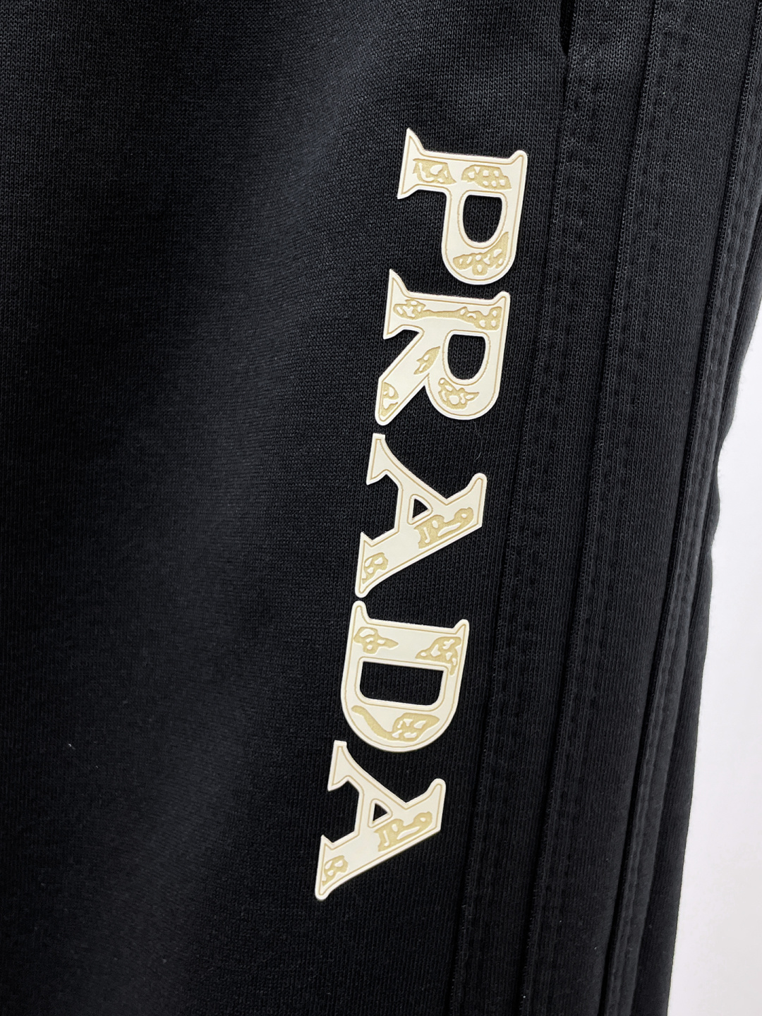 Prada Basic Clothing M-l-xl