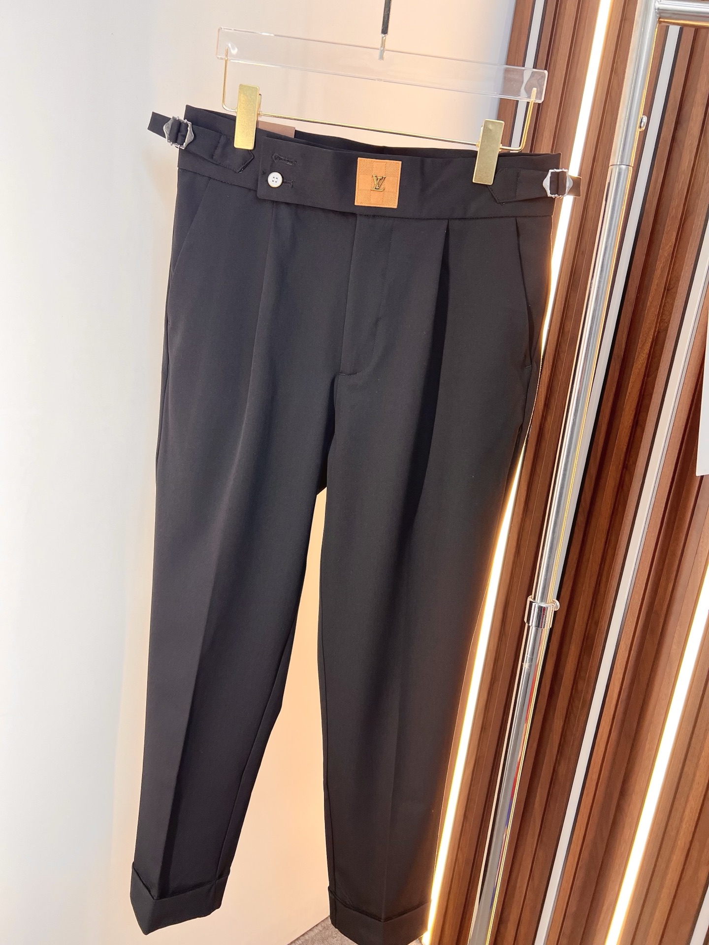 Louis Vuitton Basic Clothing S-l