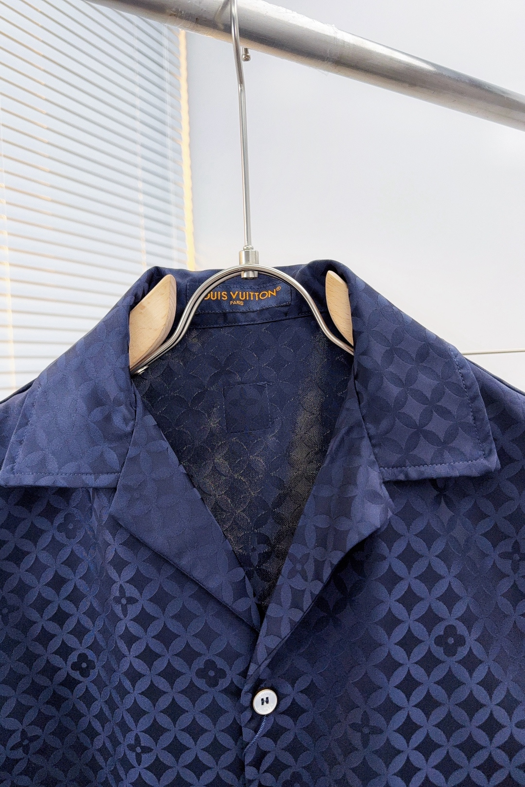 Louis Vuitton Basic Clothing S-m-l-xl