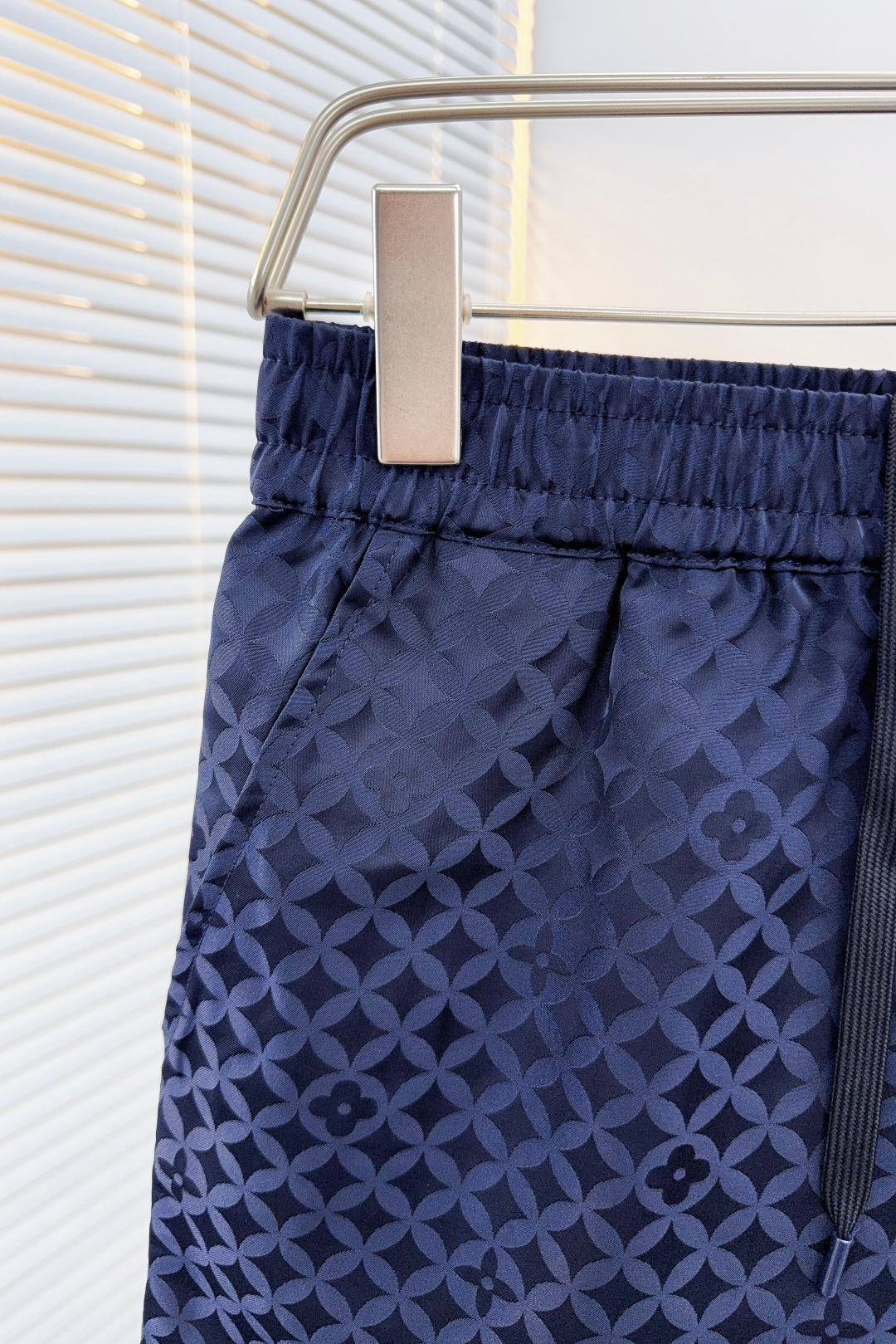 Louis Vuitton Basic Clothing S-m-l-xl