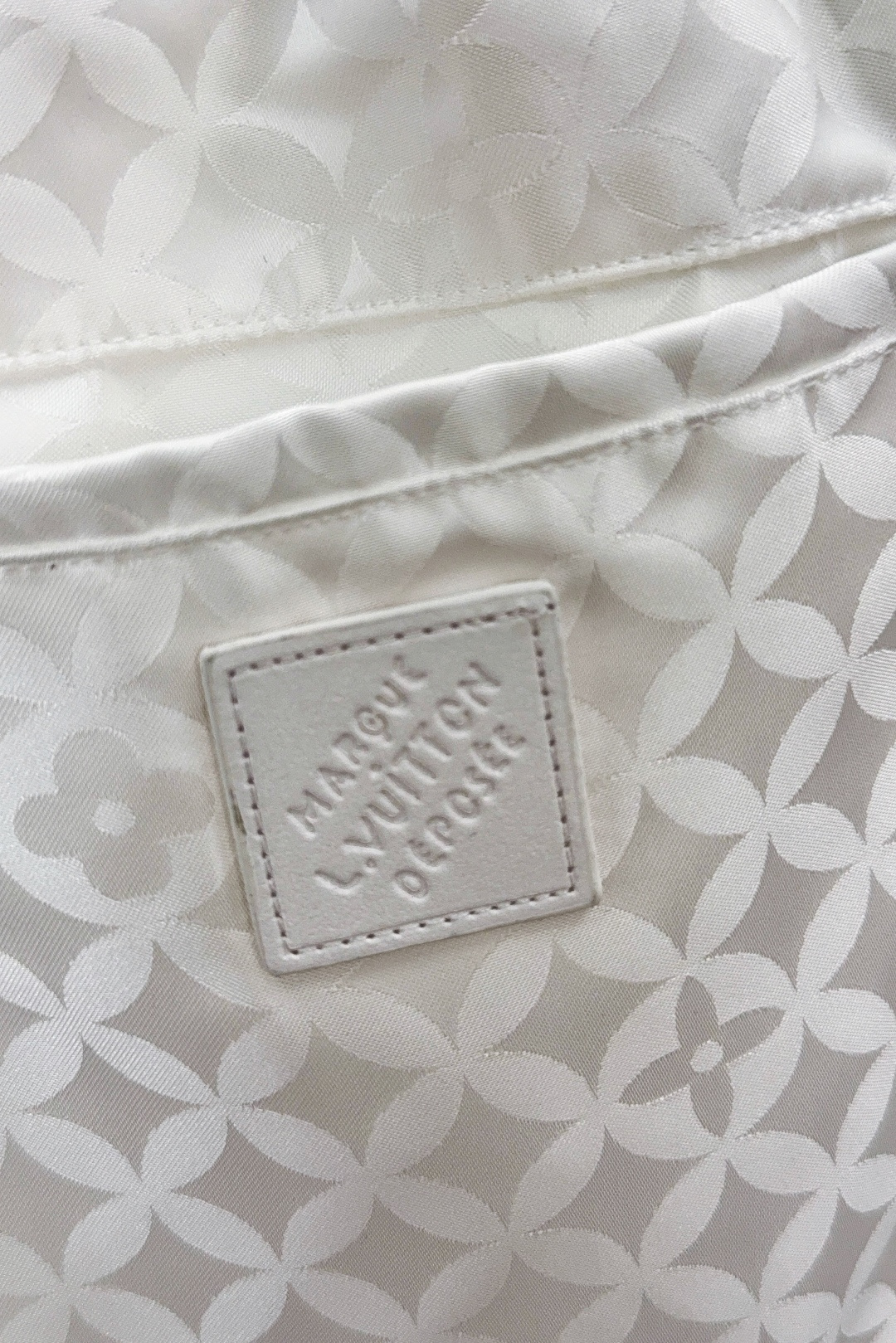 Louis Vuitton Basic Clothing S-m-l-xl