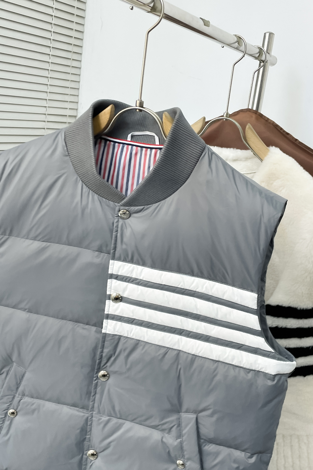 Brunello Cucinelli Basic Clothing White Duck Down M