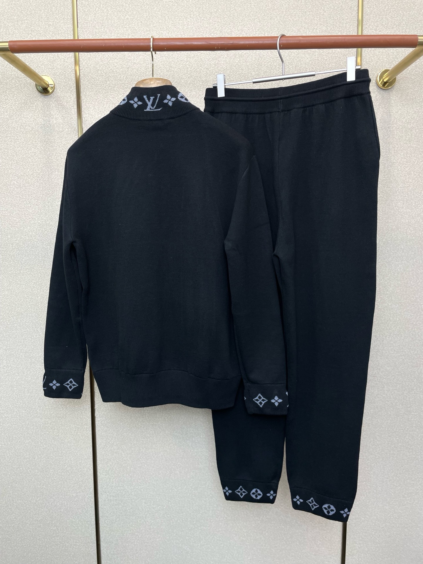 Louis Vuitton Basic Clothing Knitted S-l-xl