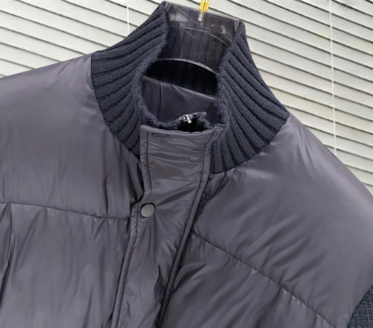 Thom Browne Female Down Jacket Knitted Slim Fit M-xl