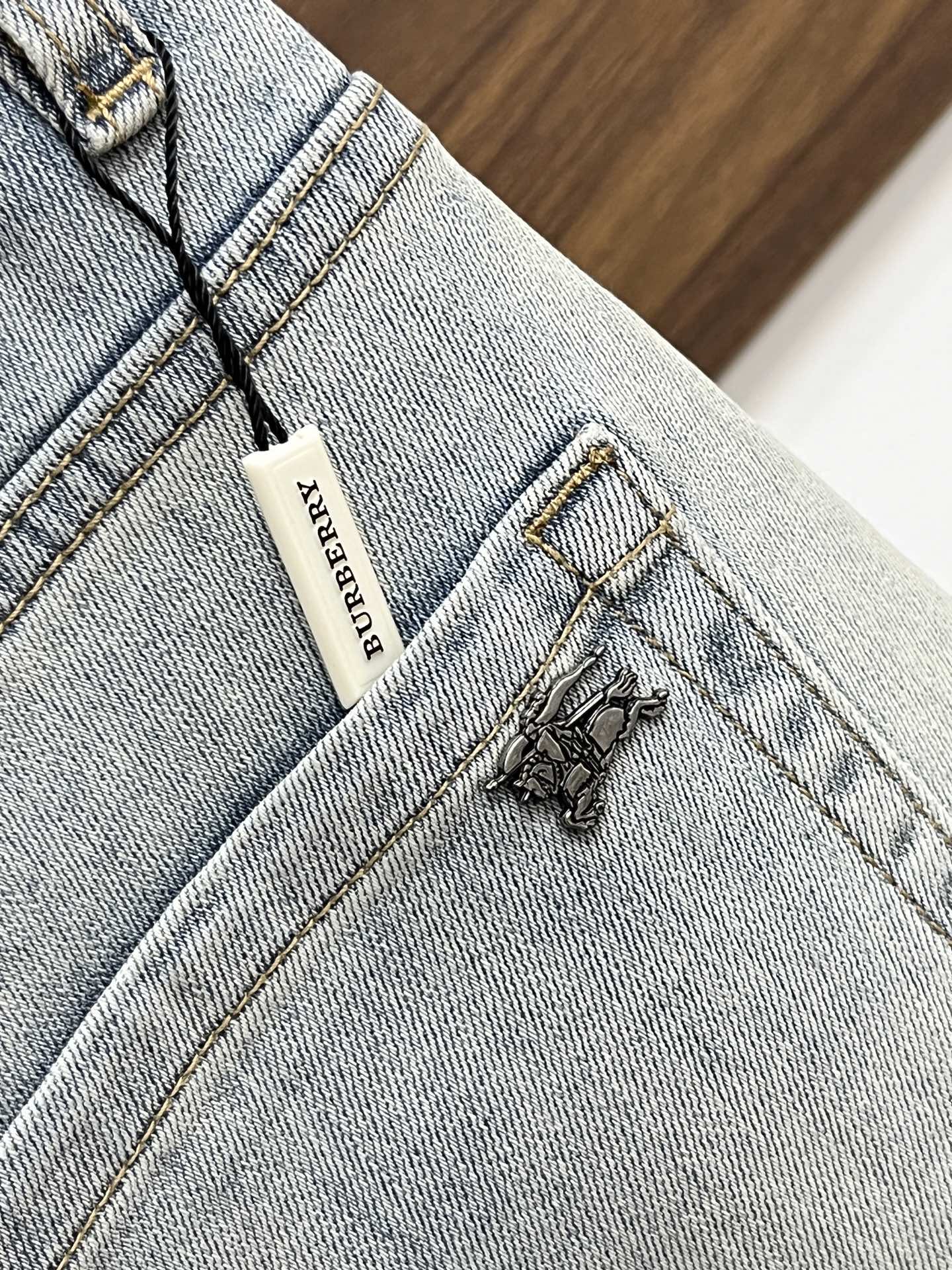 Burberry Jeans